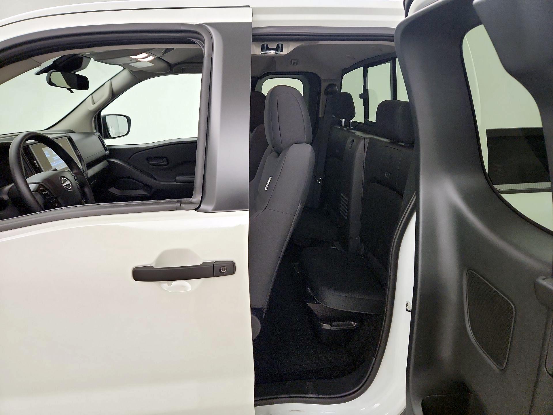 Thumbnail: 2026 Nissan Frontier - 19