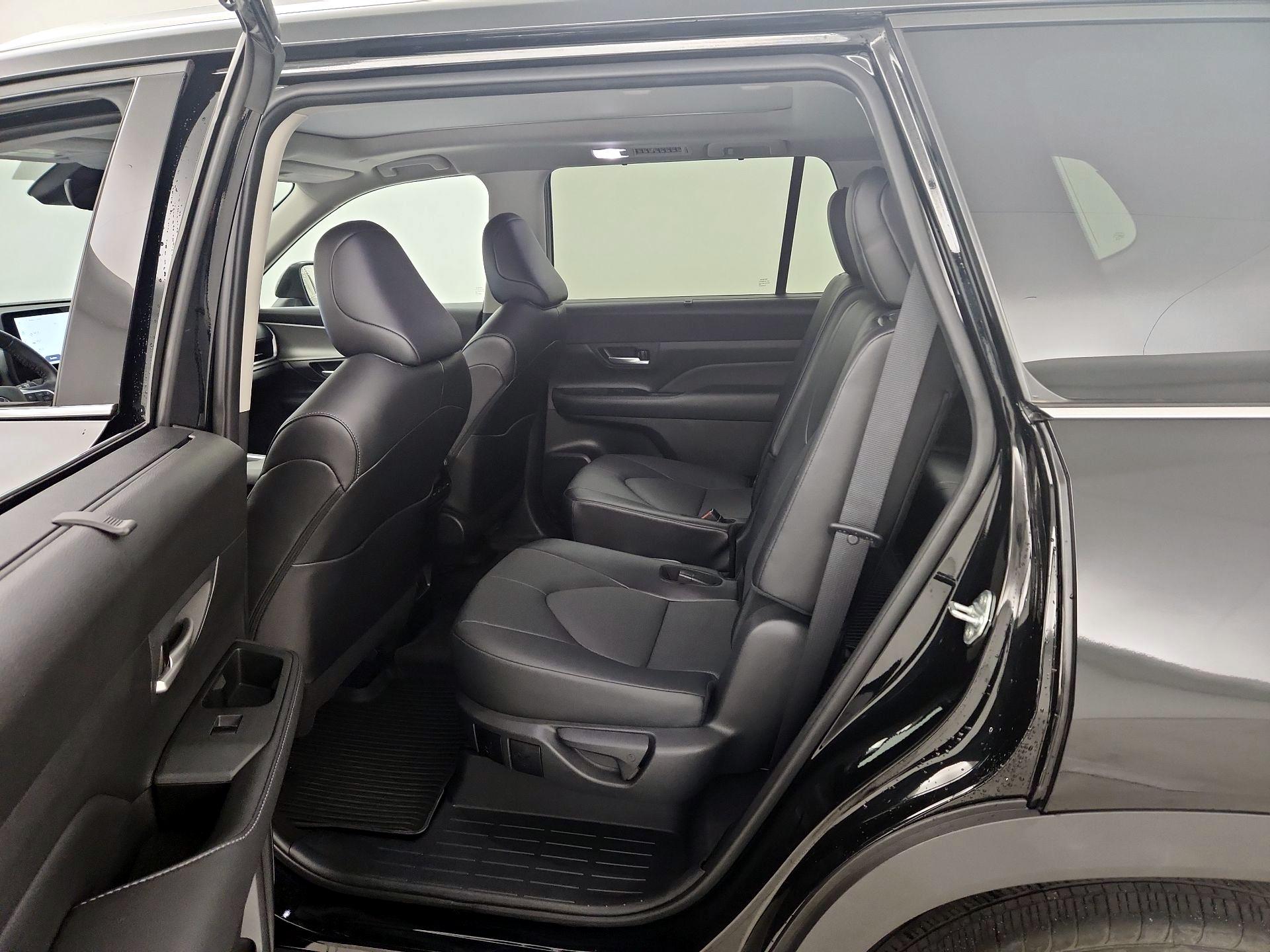 Thumbnail: 2024 Toyota Grand Highlander - 20