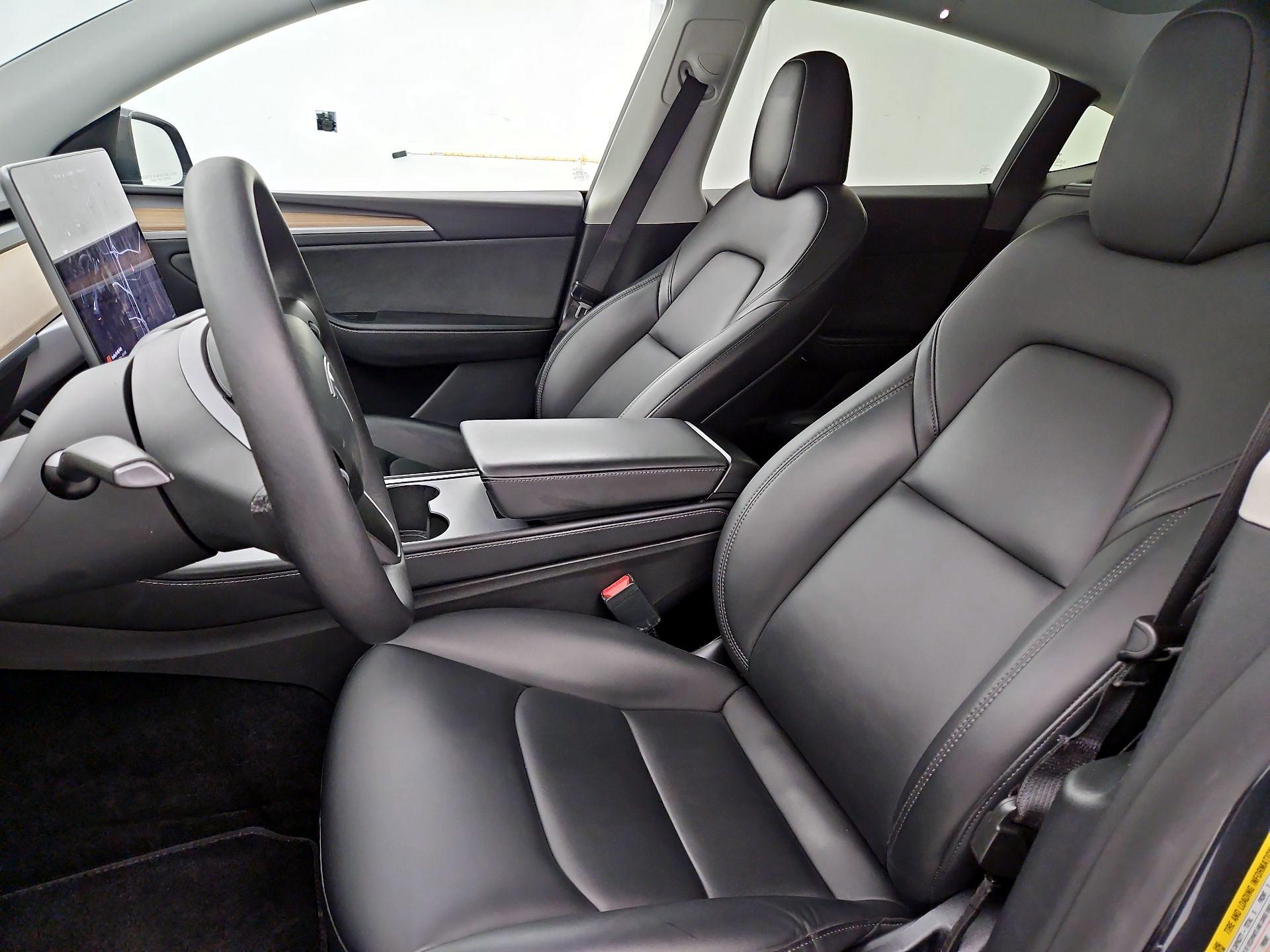 Thumbnail: 2024 Tesla Model Y - 11