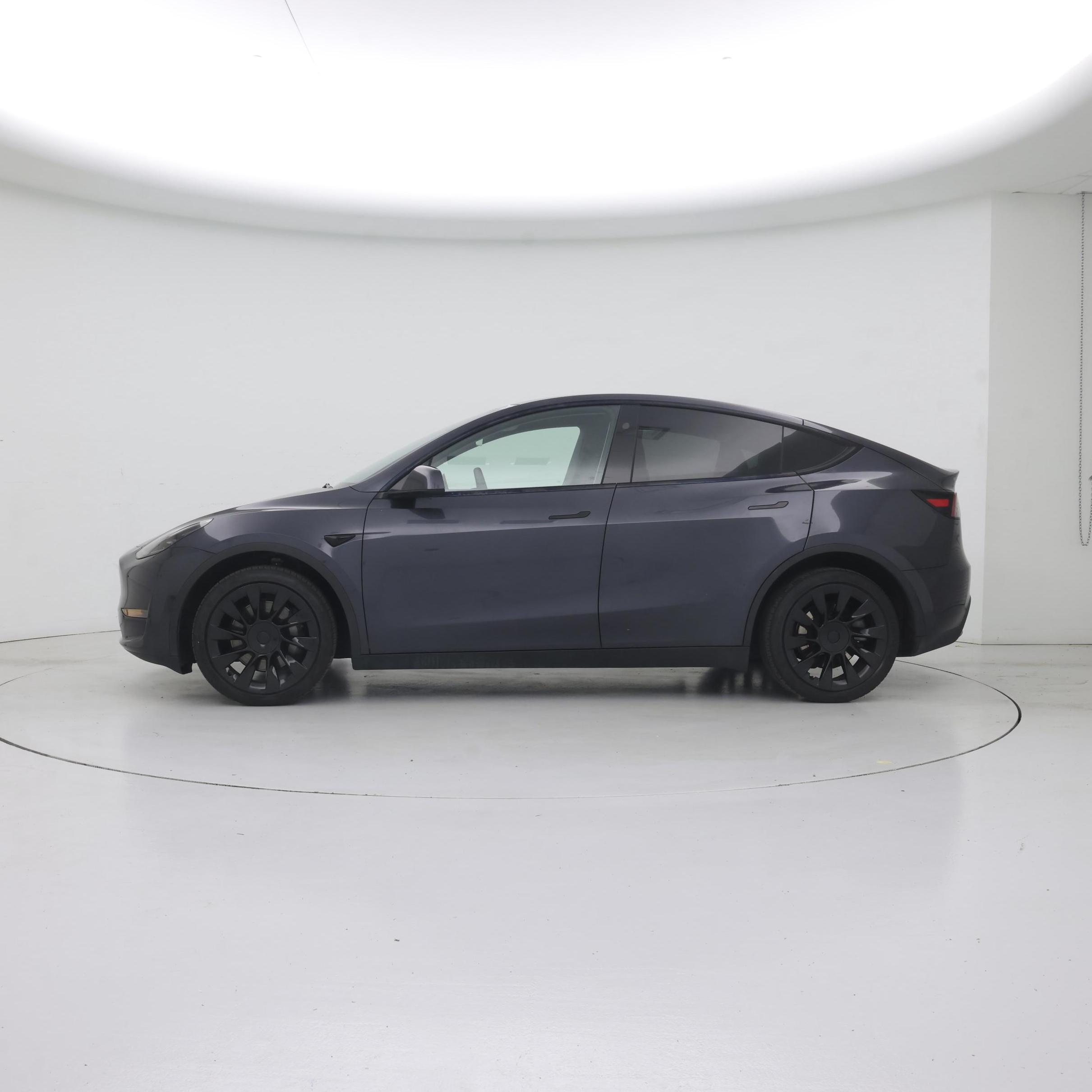 Thumbnail: 2024 Tesla Model Y - 3