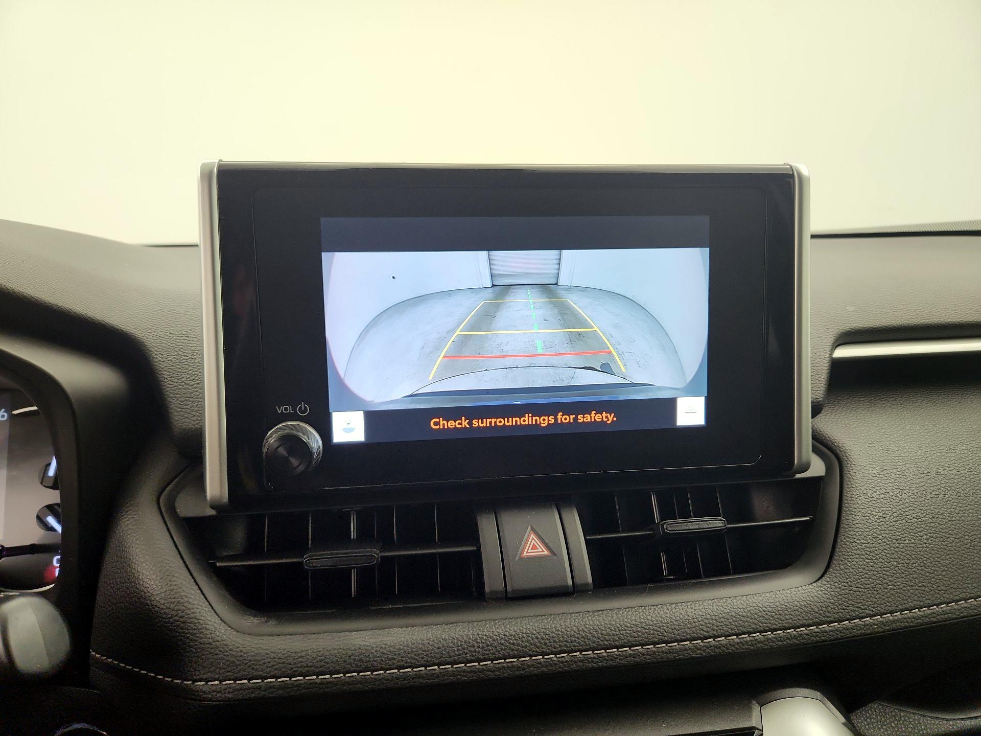 Thumbnail: 2023 Toyota RAV4 - 14