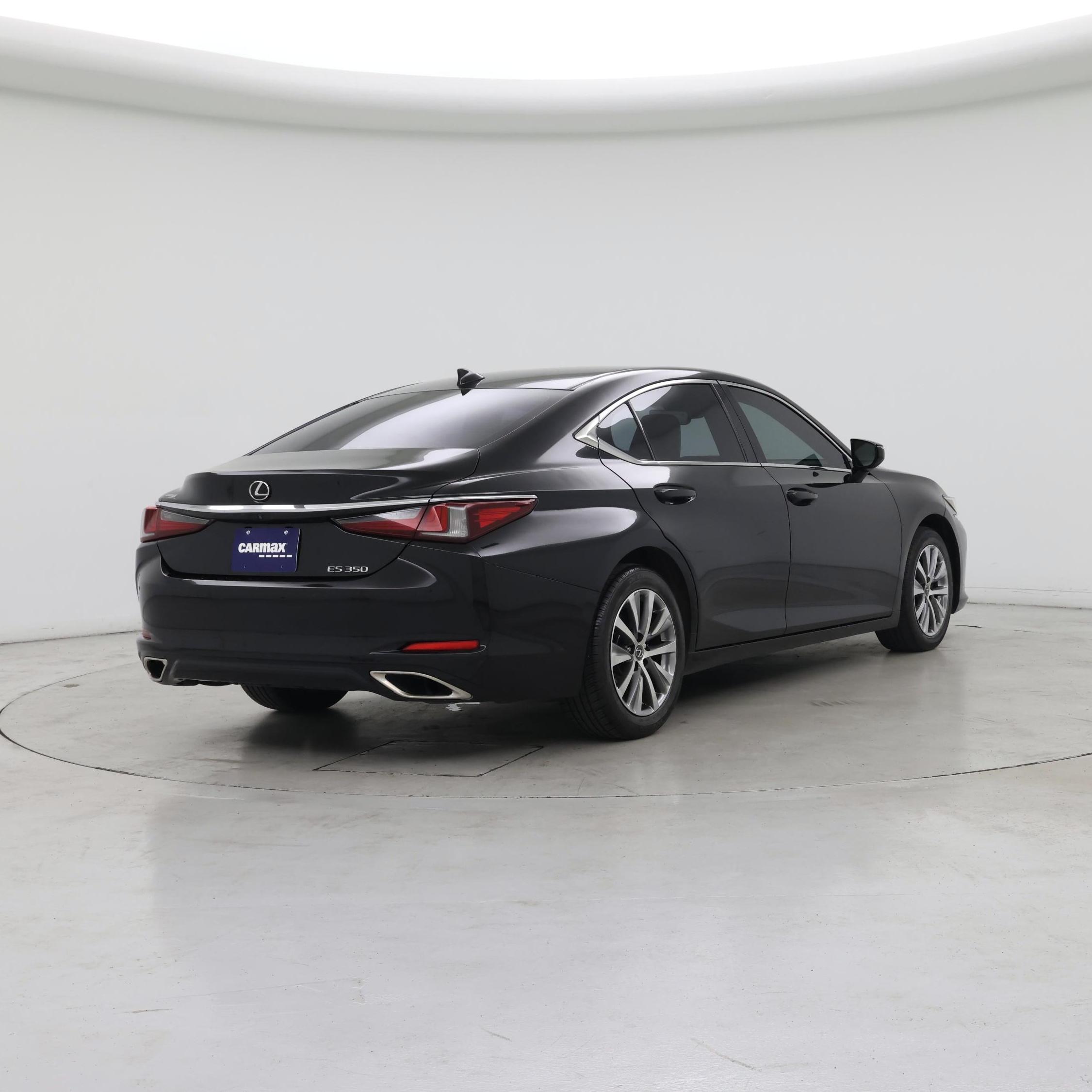 Thumbnail: 2019 Lexus ES - 8