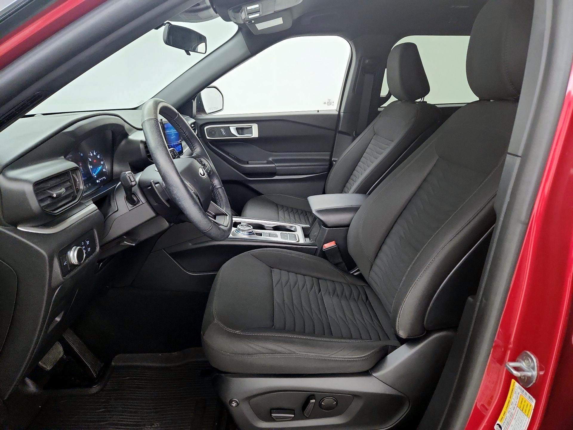 Thumbnail: 2020 Ford Explorer - 11