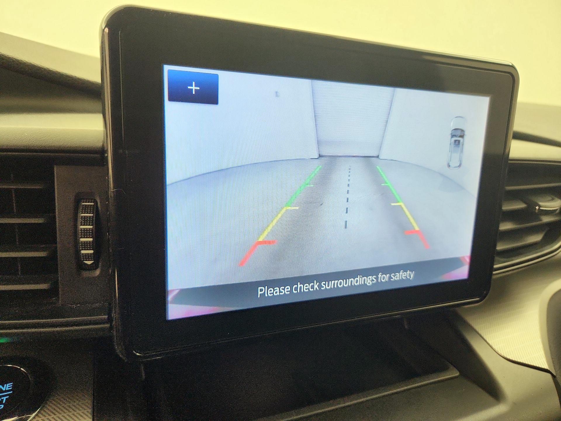 Thumbnail: 2020 Ford Explorer - 14