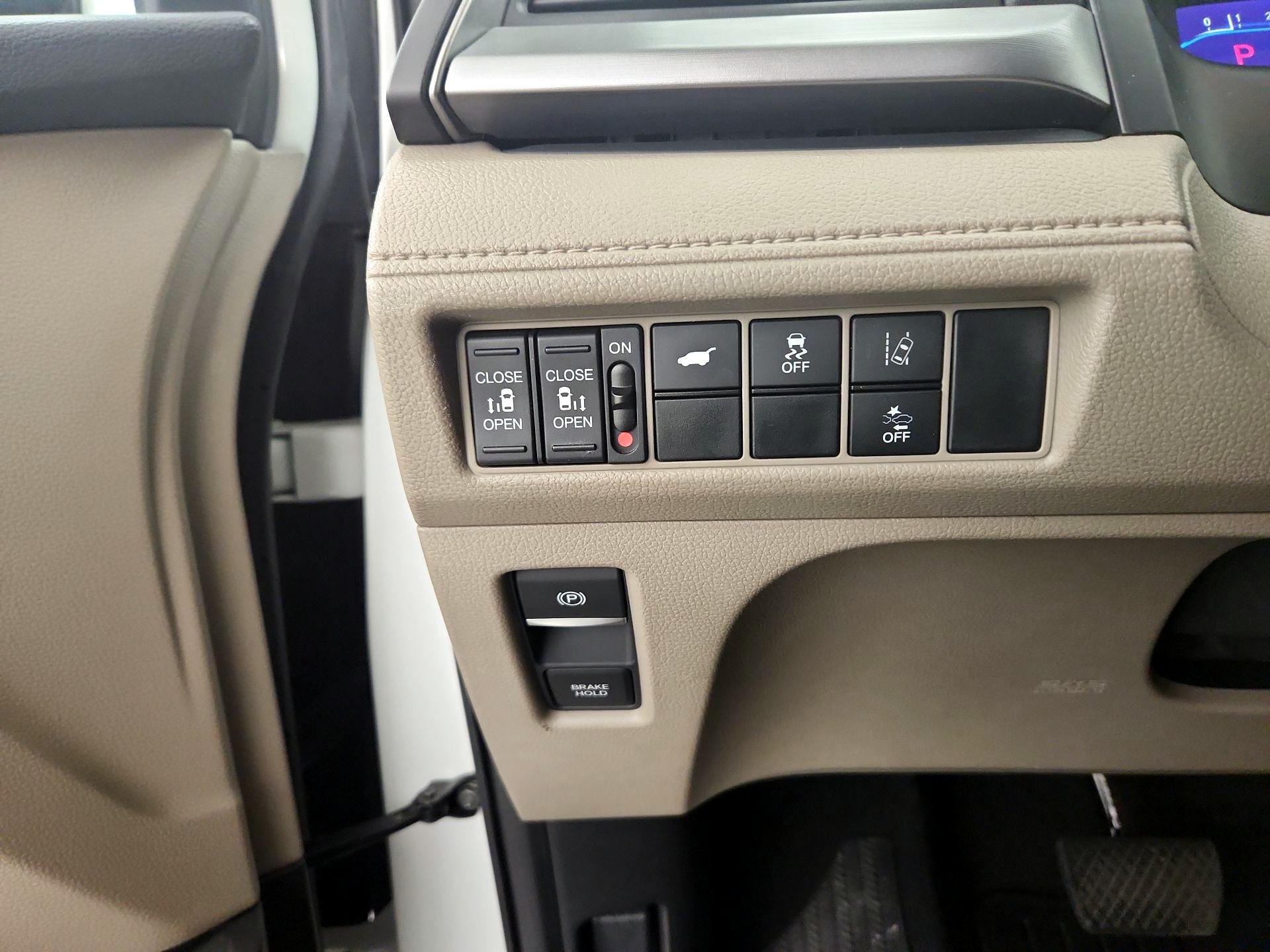 Thumbnail: 2020 Honda Odyssey - 13