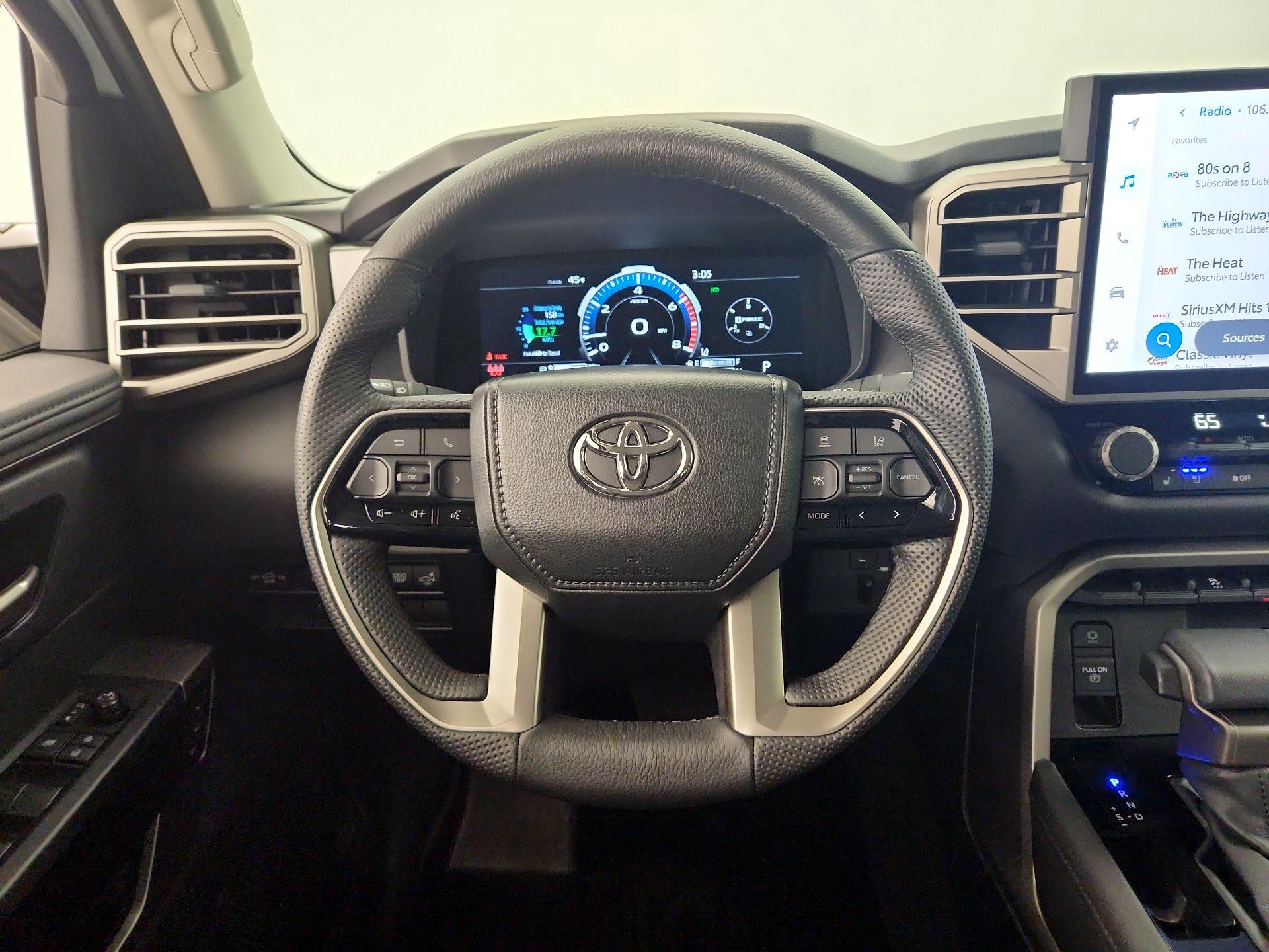 Thumbnail: 2024 Toyota Tundra - 10