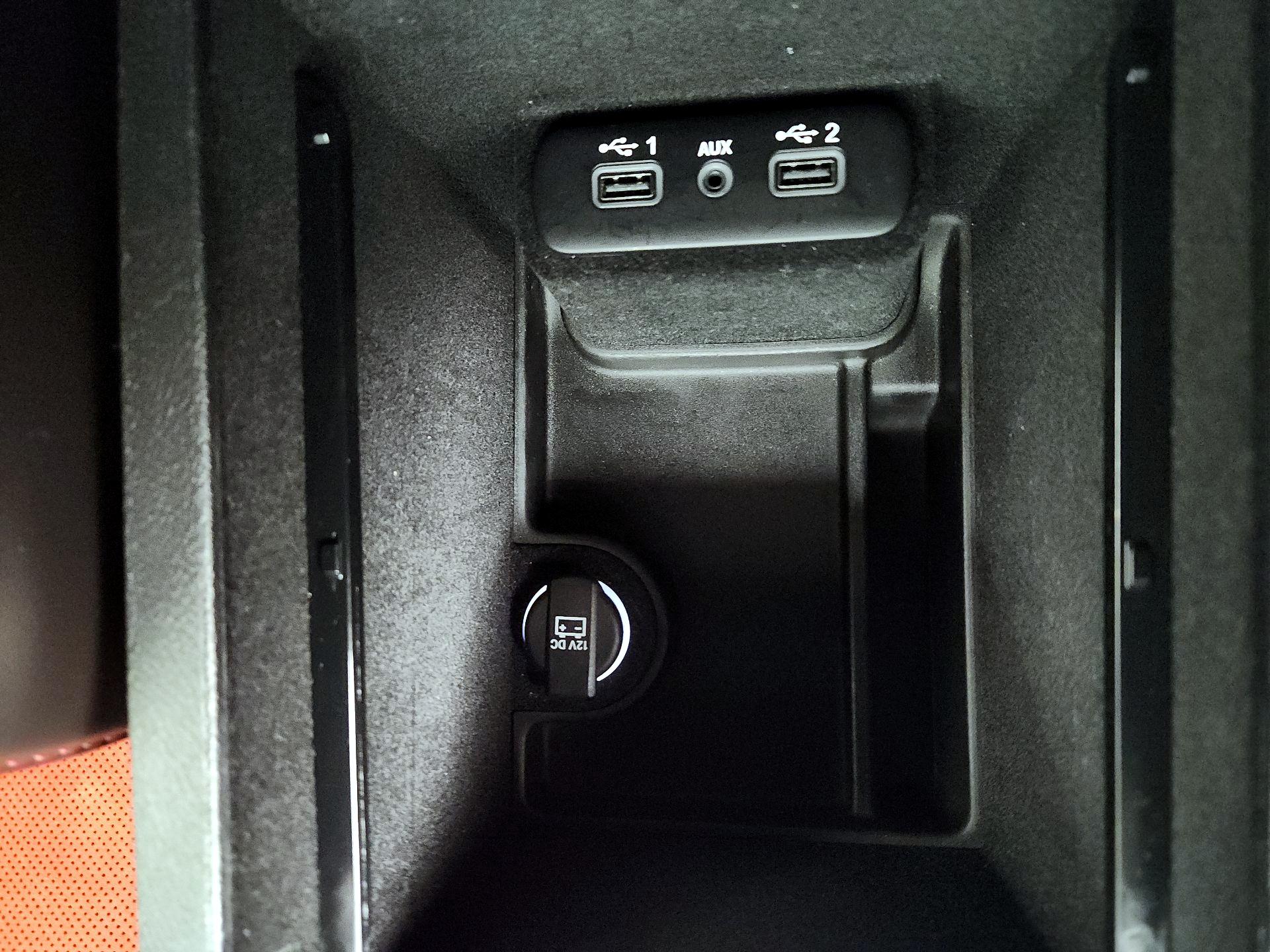 Thumbnail: 2021 Dodge Charger - 19