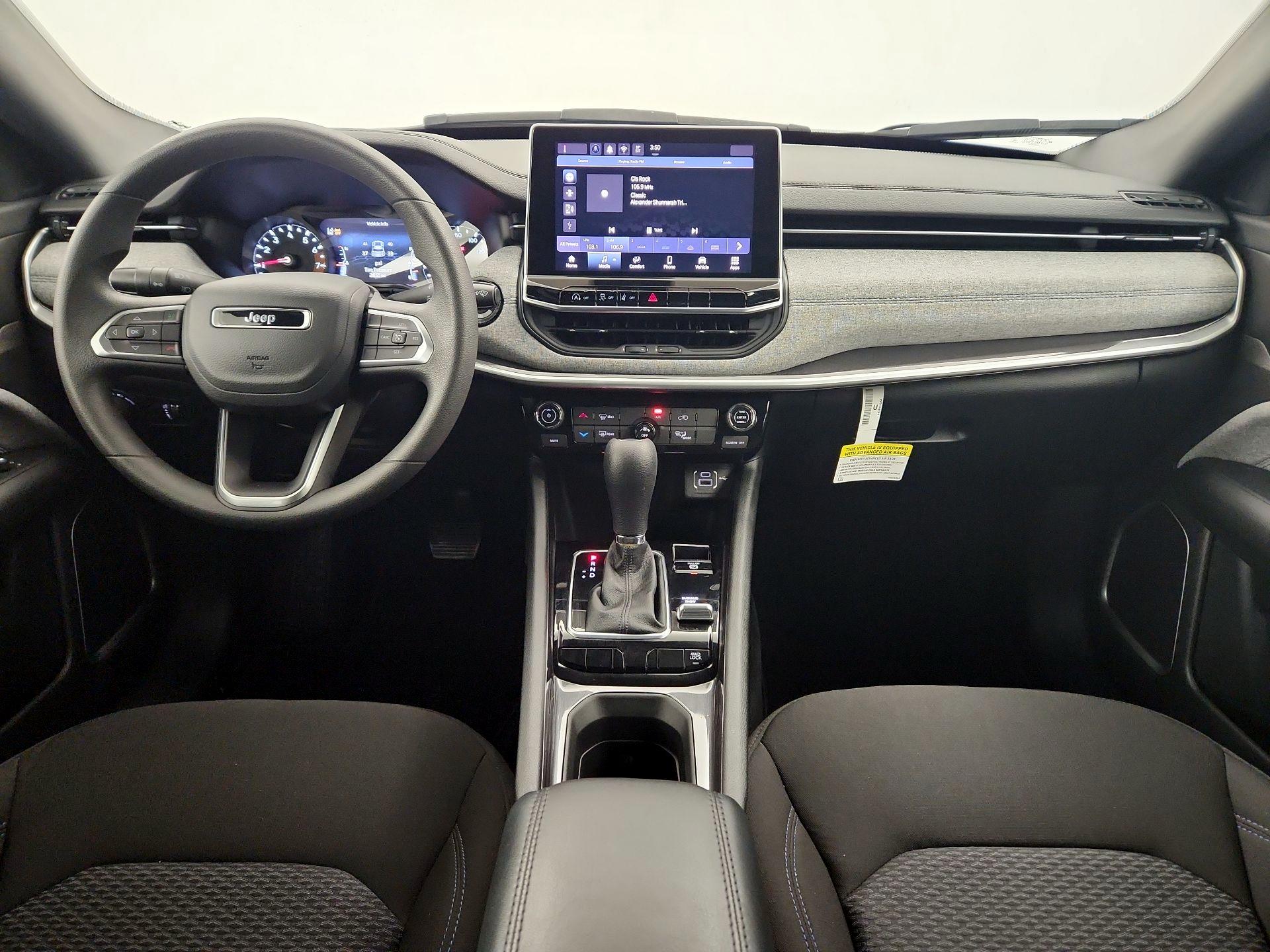 Thumbnail: 2024 Jeep Compass - 9