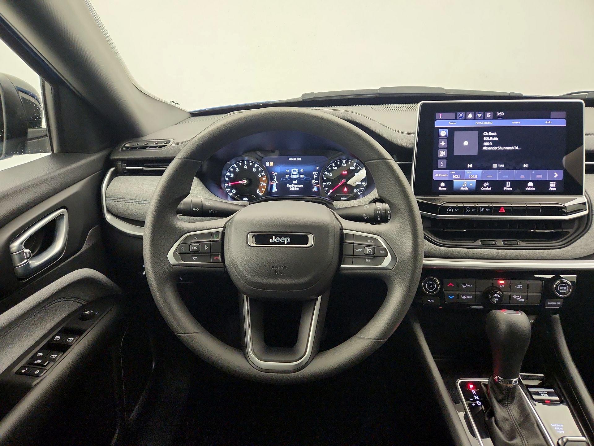 Thumbnail: 2024 Jeep Compass - 10