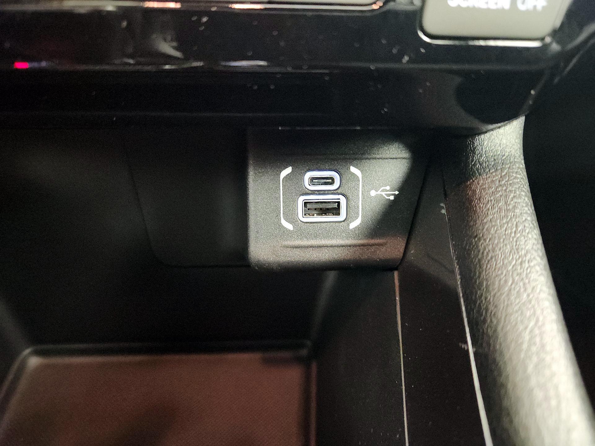 Thumbnail: 2024 Jeep Compass - 18