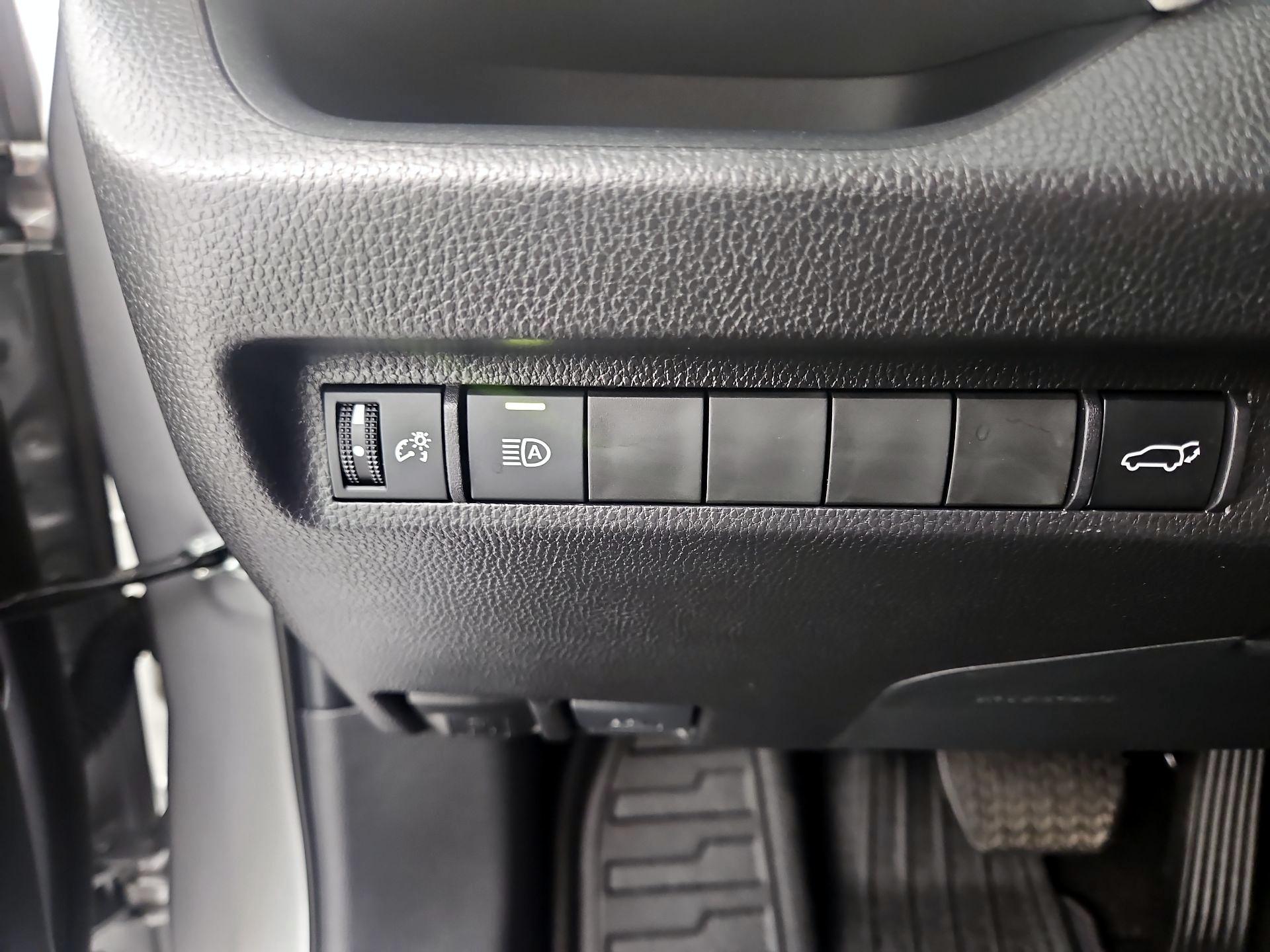 Thumbnail: 2025 Toyota RAV4 - 13