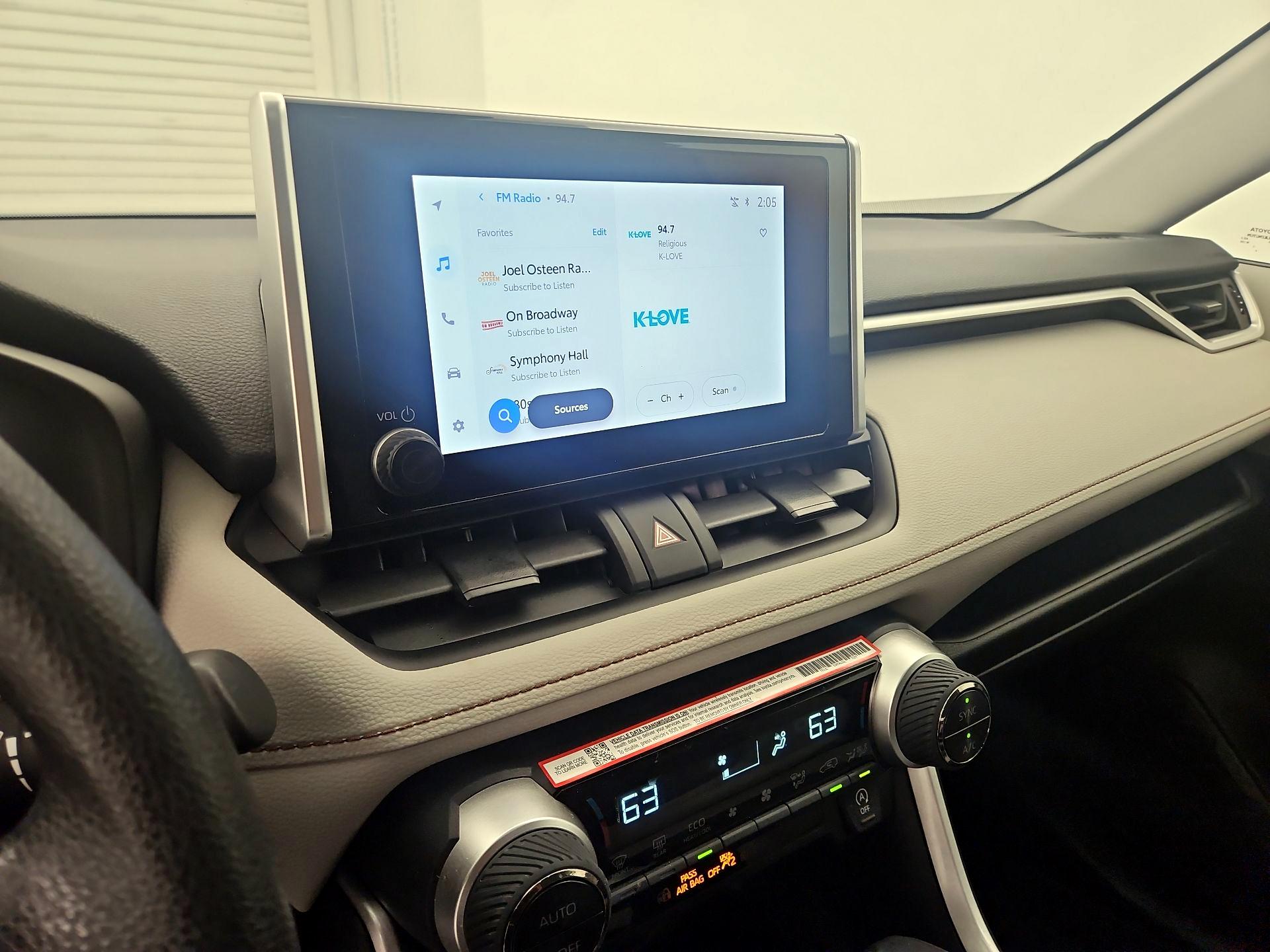 Thumbnail: 2025 Toyota RAV4 - 15