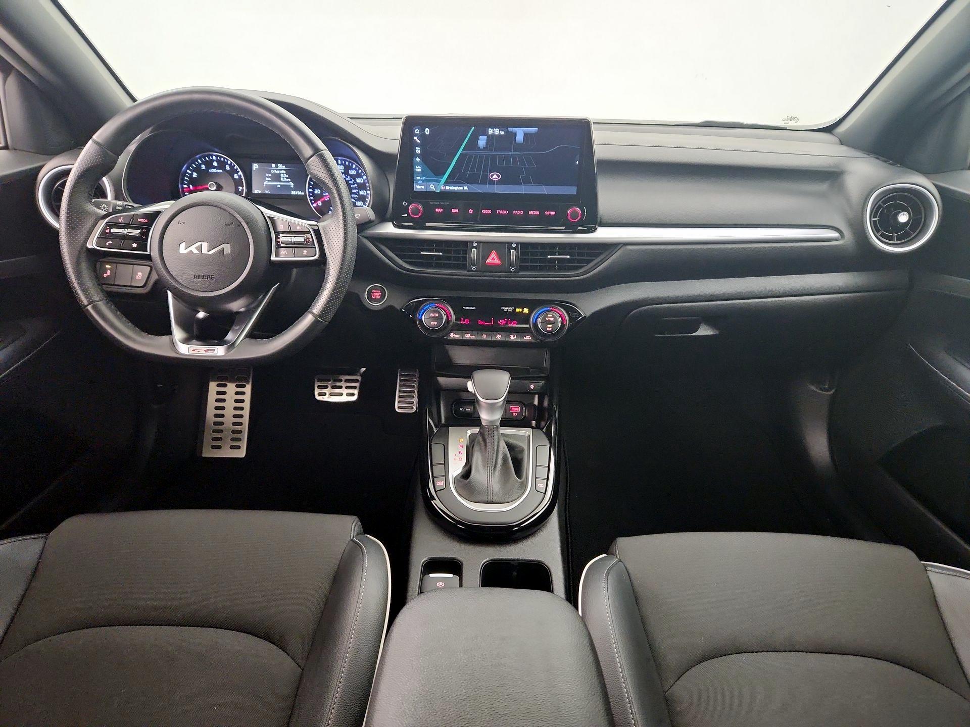 Thumbnail: 2023 Kia Forte - 9