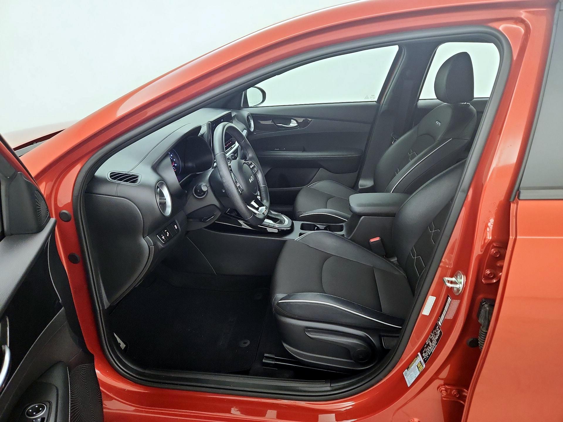 Thumbnail: 2023 Kia Forte - 11