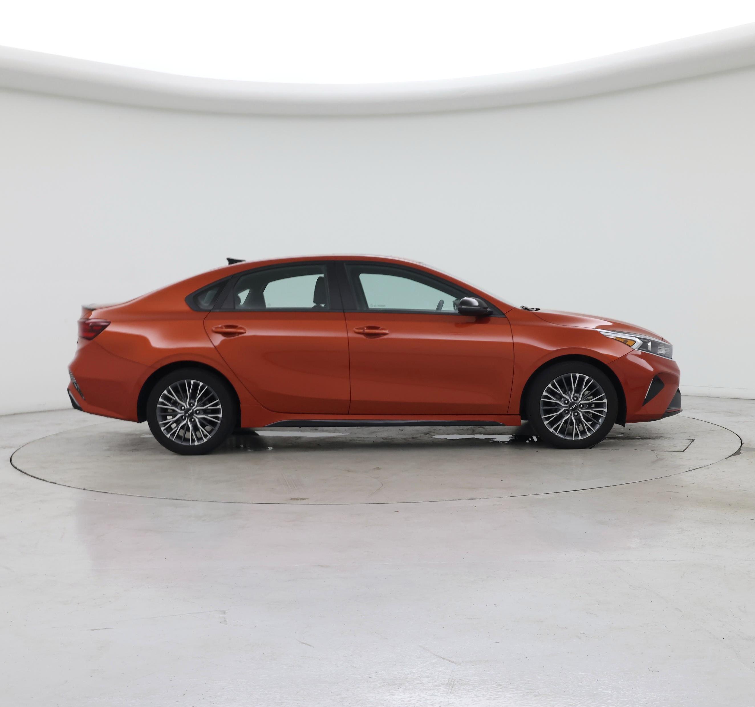 Thumbnail: 2023 Kia Forte - 7