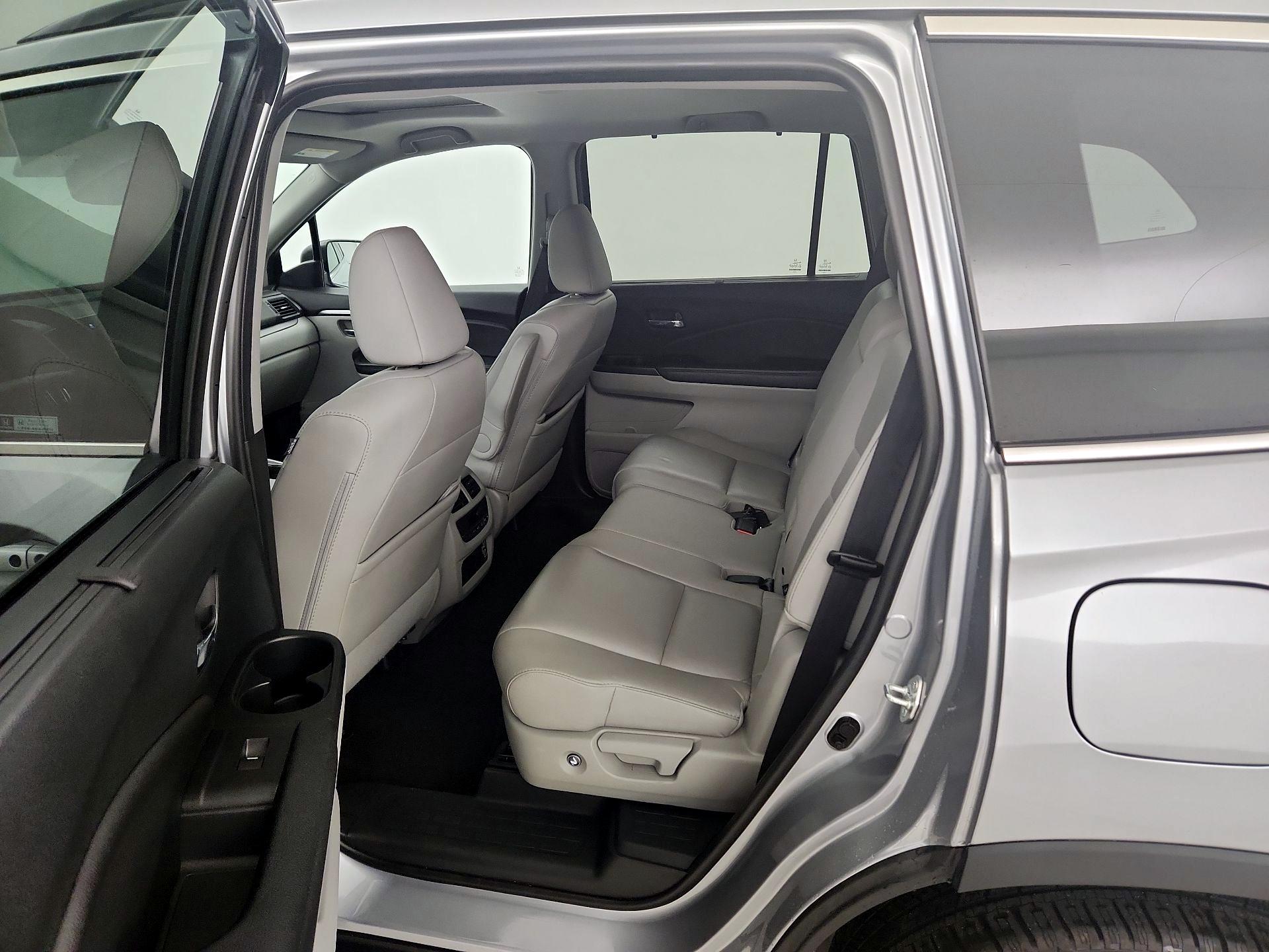 Thumbnail: 2022 Honda Pilot - 20