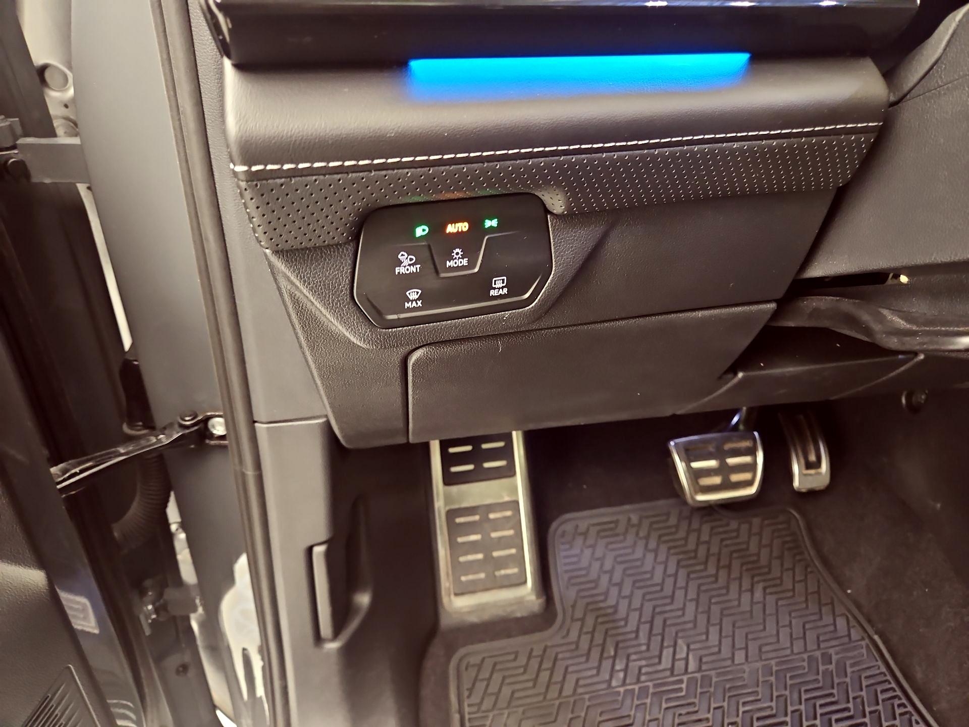 Thumbnail: 2025 Volkswagen Atlas - 13