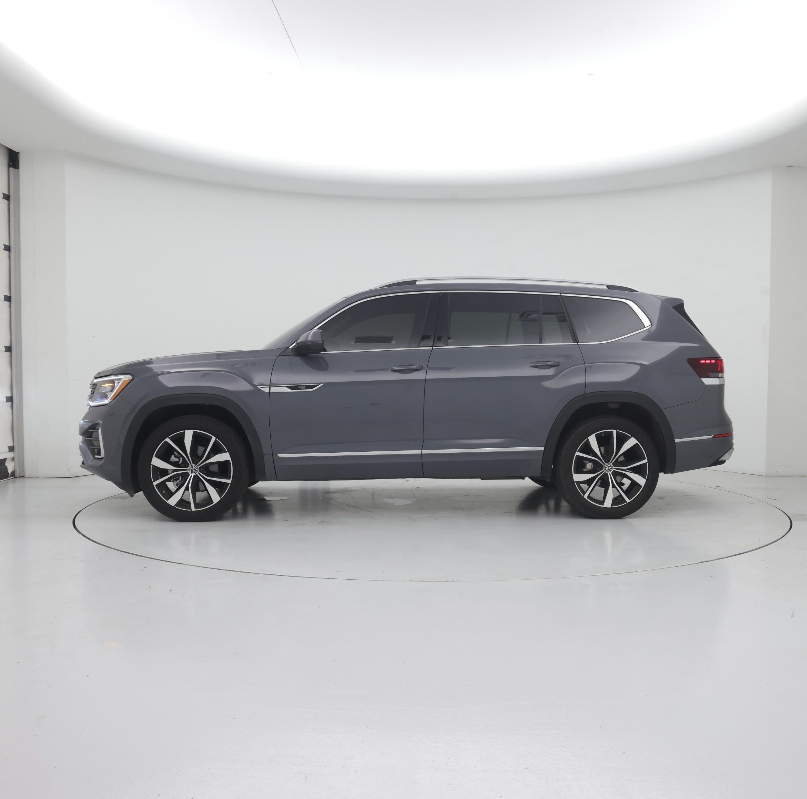 Thumbnail: 2025 Volkswagen Atlas - 3