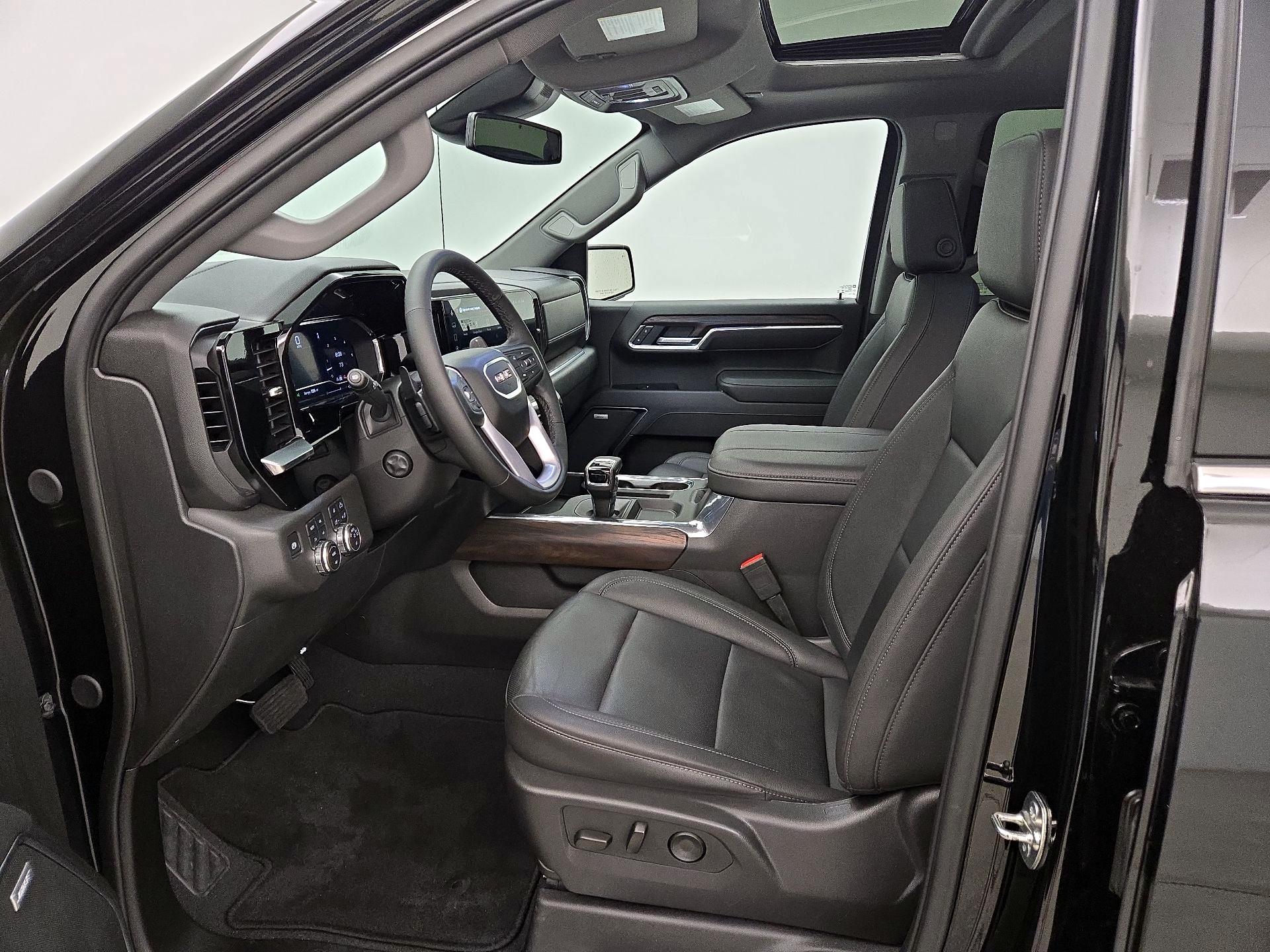 Thumbnail: 2025 GMC Sierra 1500 - 11