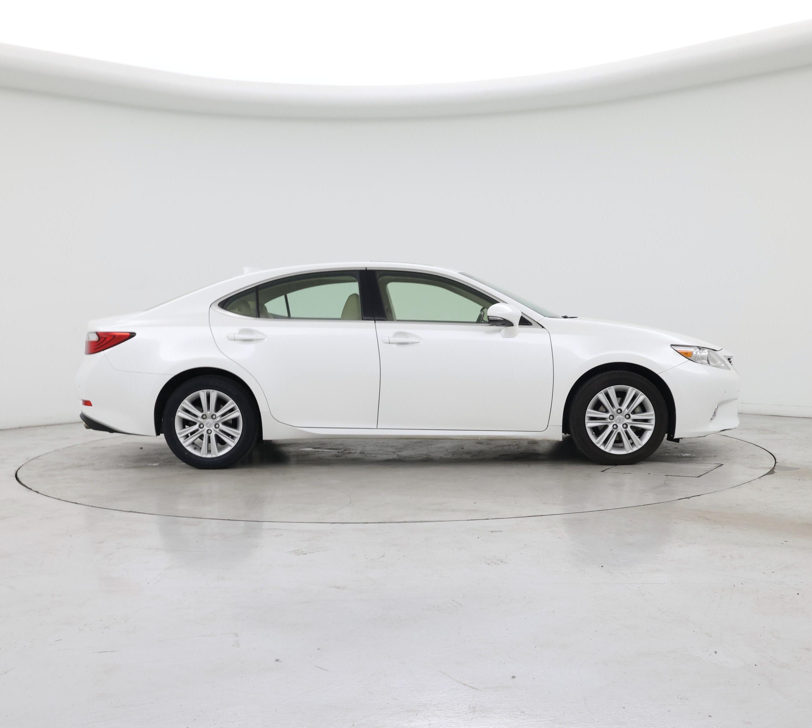 Thumbnail: 2015 Lexus ES - 7