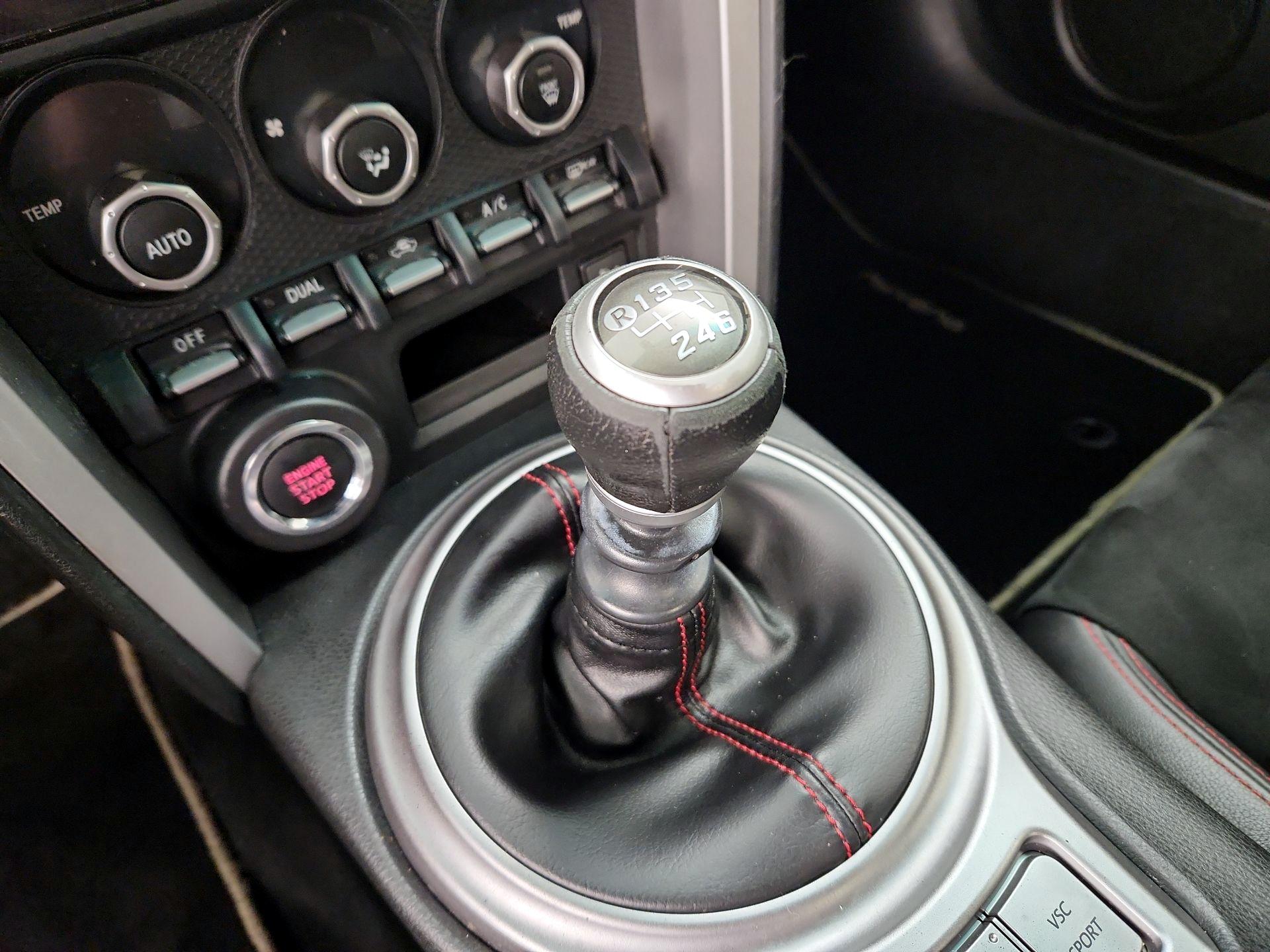 Thumbnail: 2014 Subaru BRZ - 17