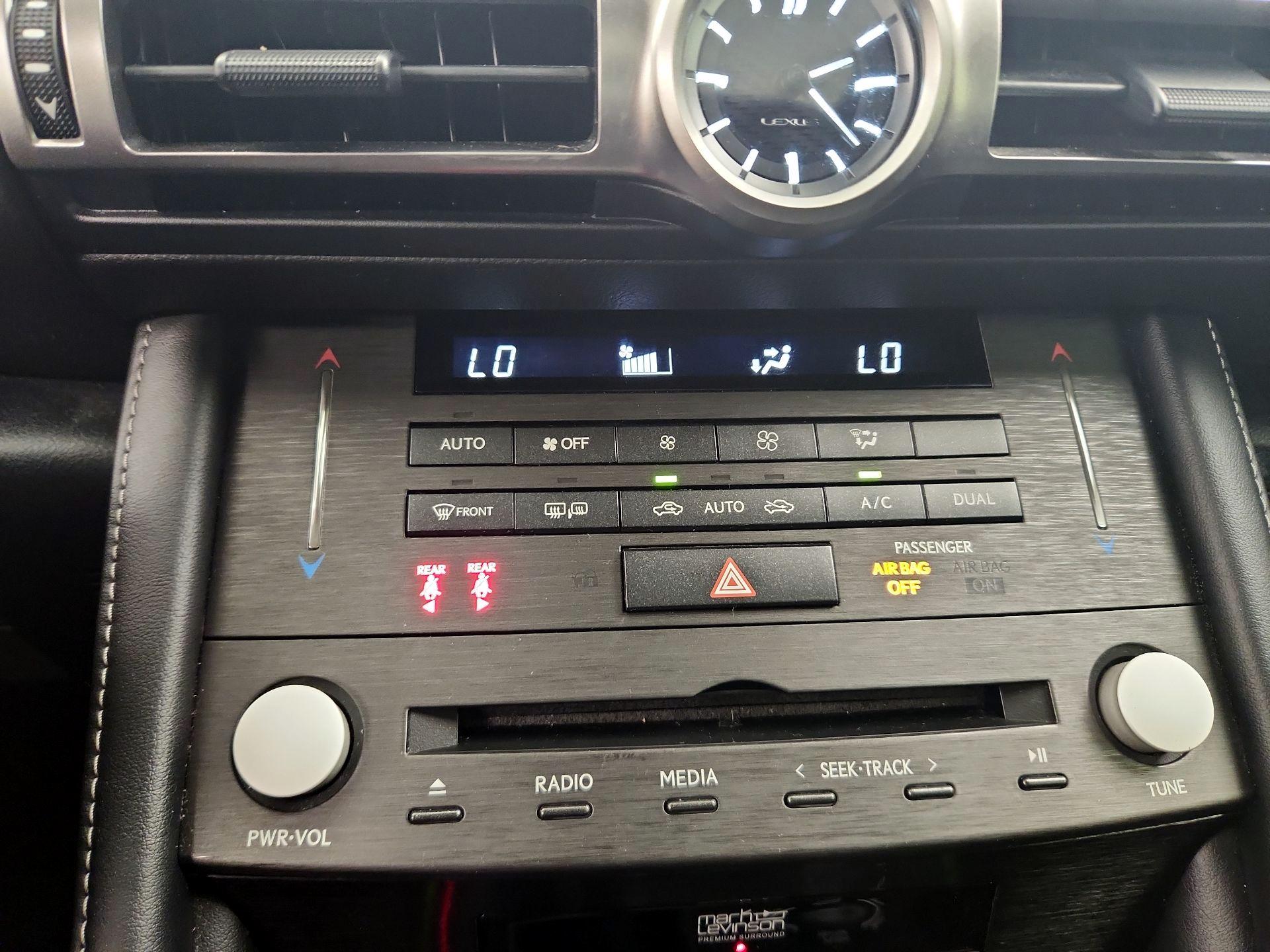 Thumbnail: 2021 Lexus RC - 17