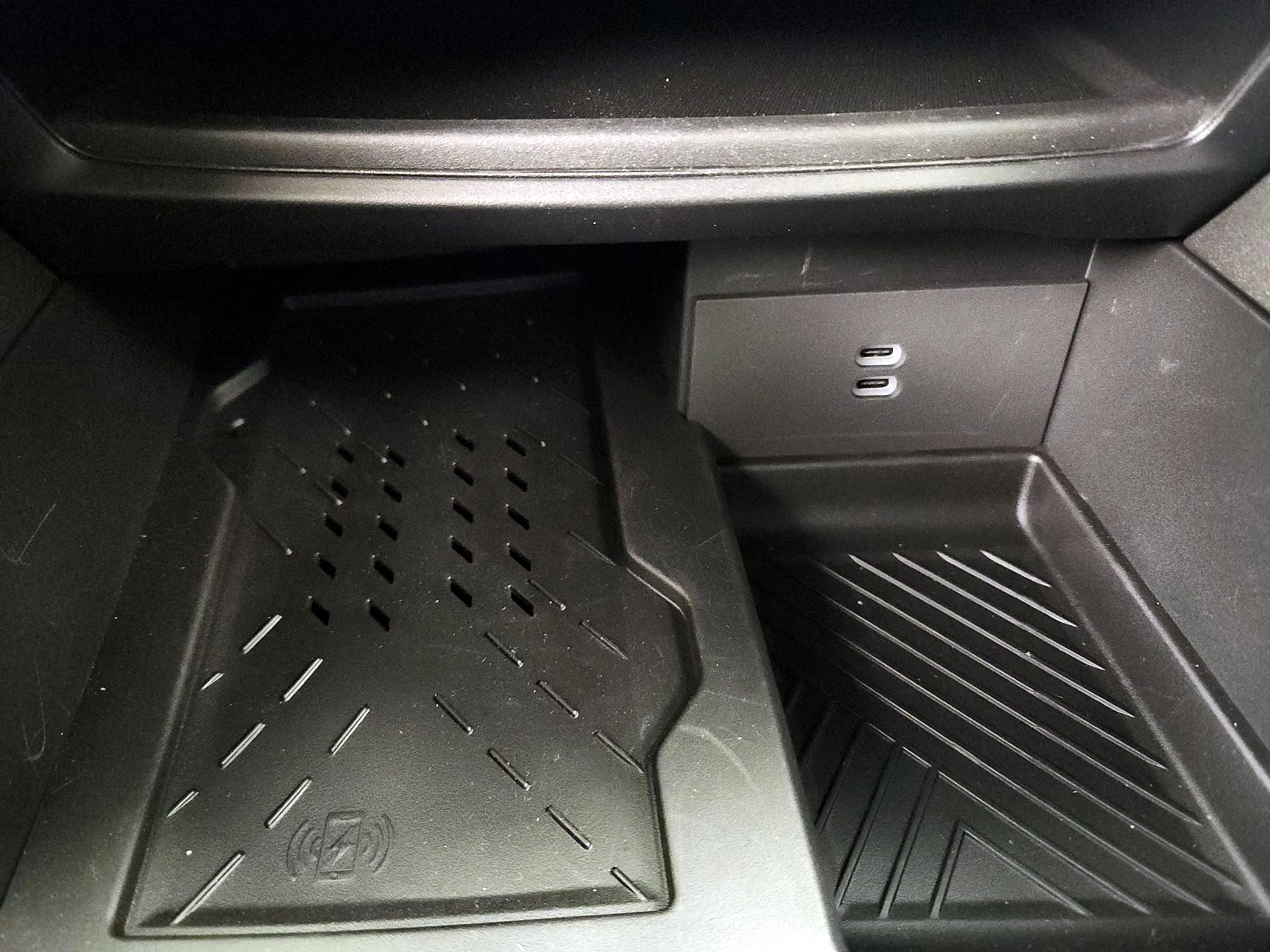 Thumbnail: 2026 Chrysler Pacifica - 19