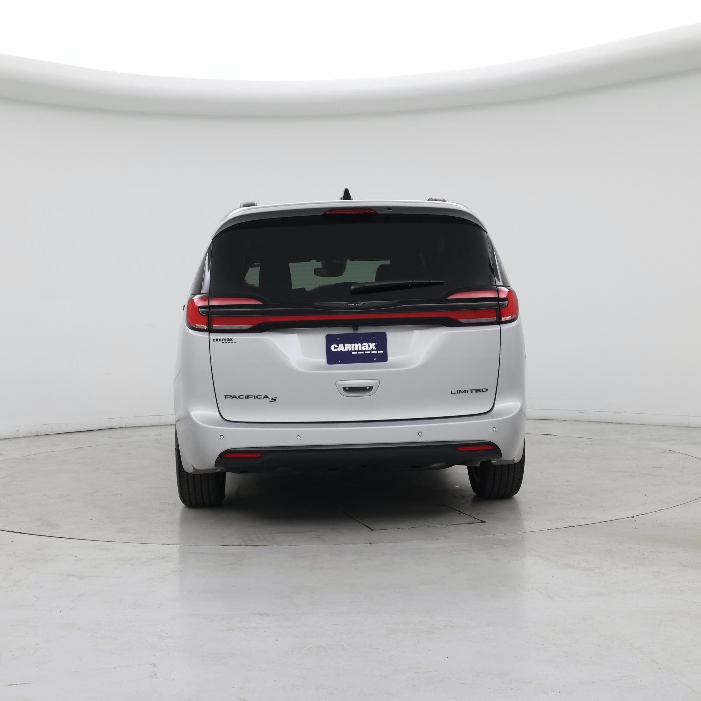 Thumbnail: 2026 Chrysler Pacifica - 6