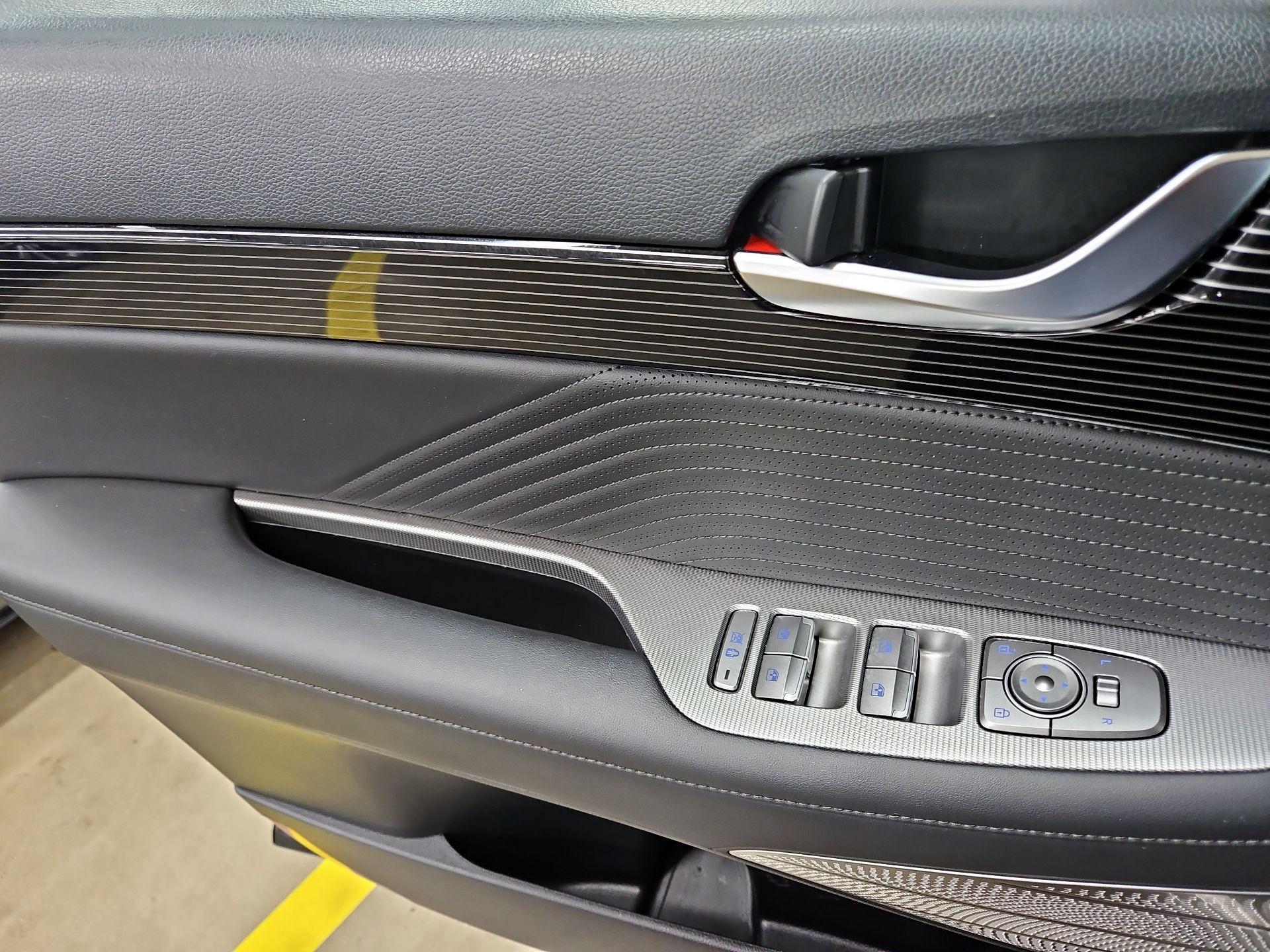 Thumbnail: 2023 Hyundai Palisade - 12