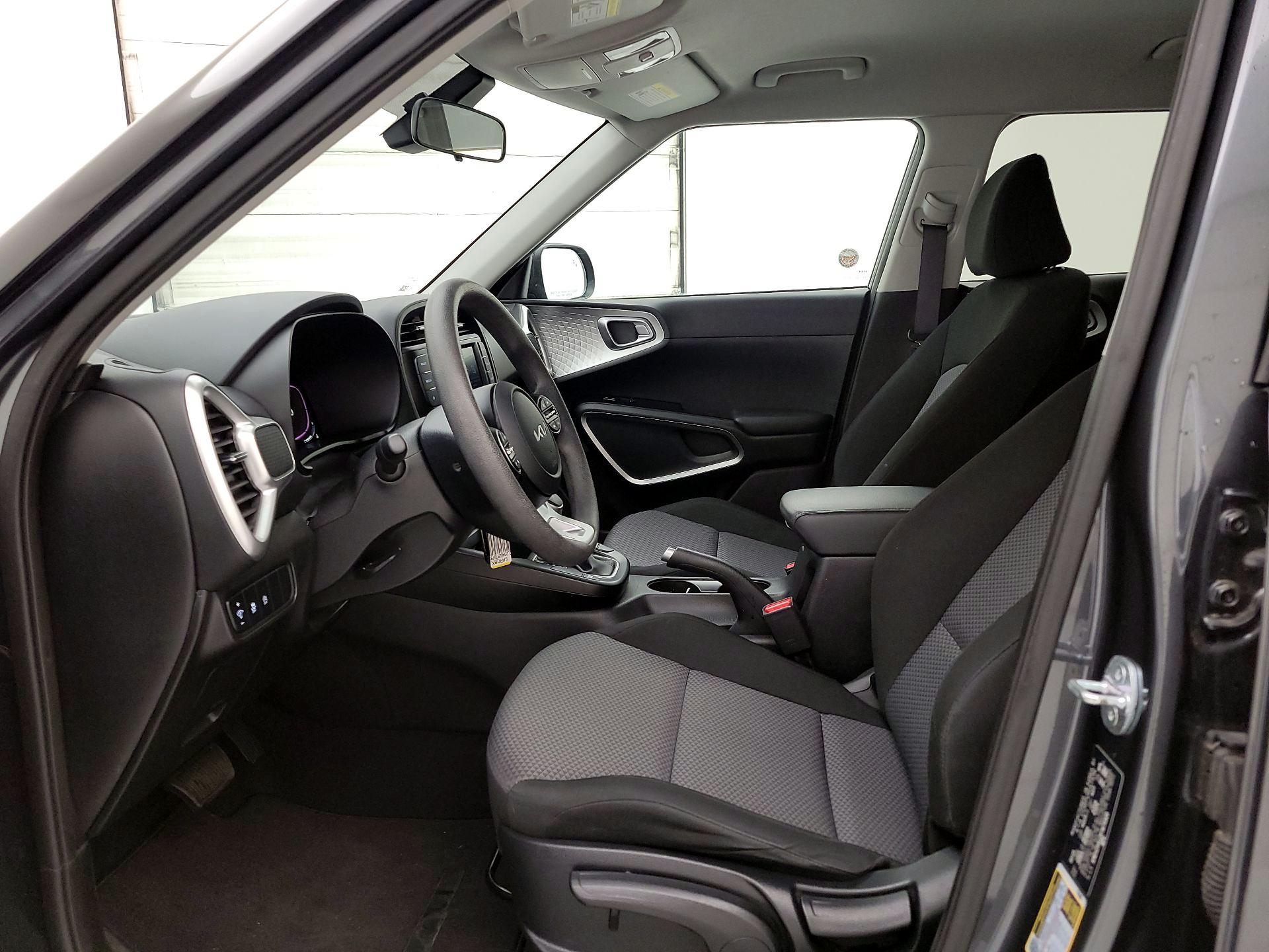 Thumbnail: 2023 Kia Soul - 11