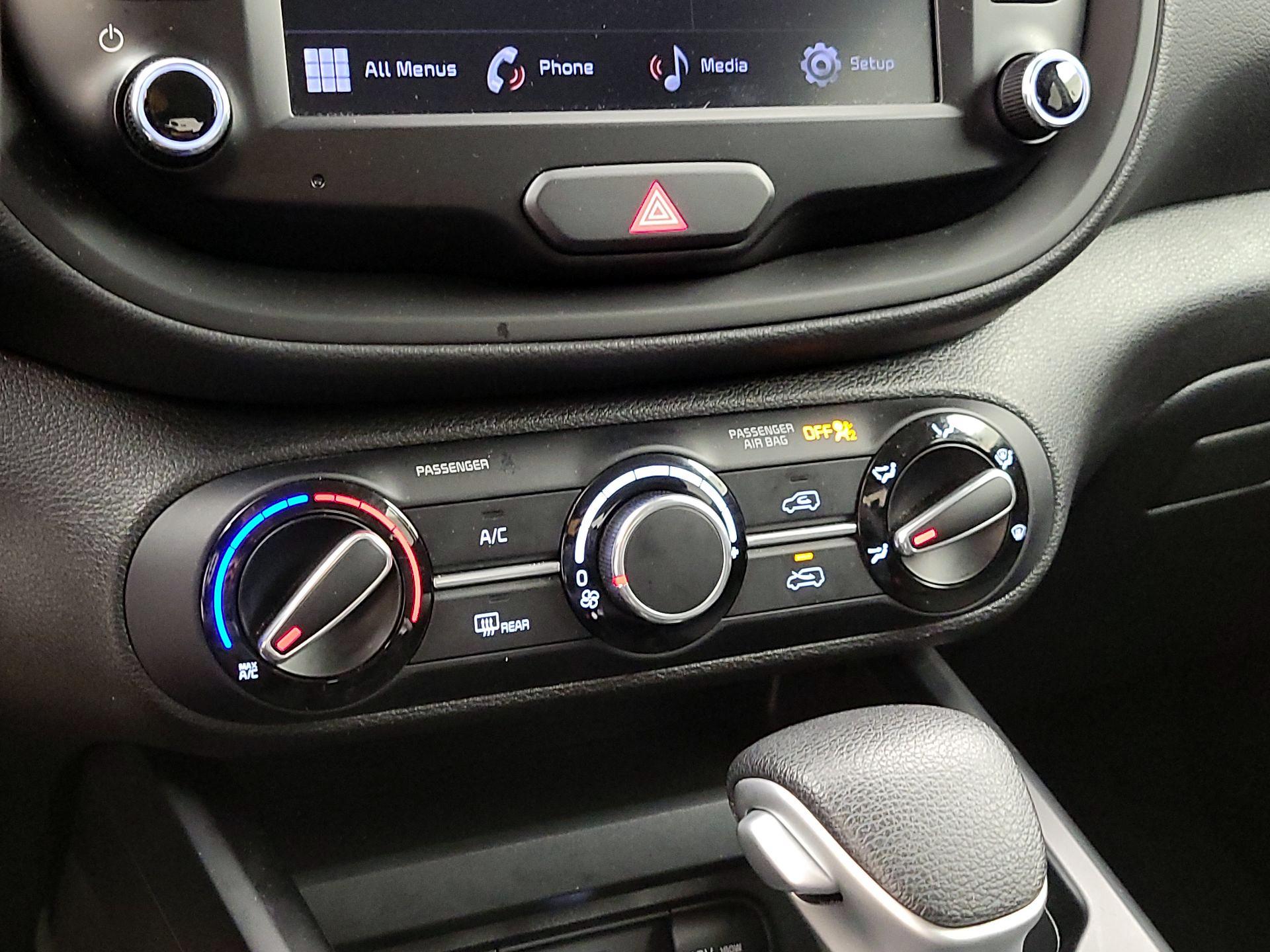 Thumbnail: 2023 Kia Soul - 16