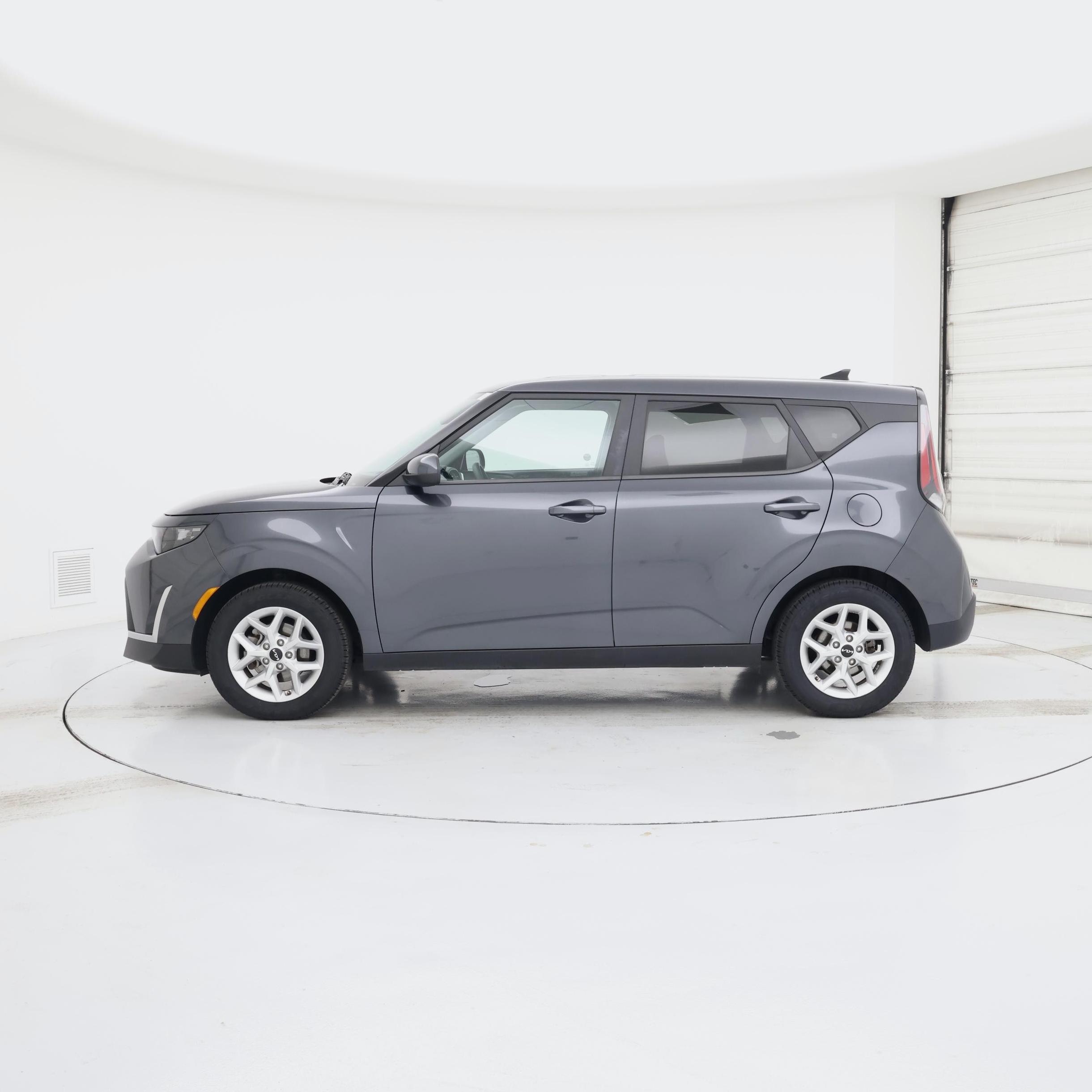 Thumbnail: 2023 Kia Soul - 3