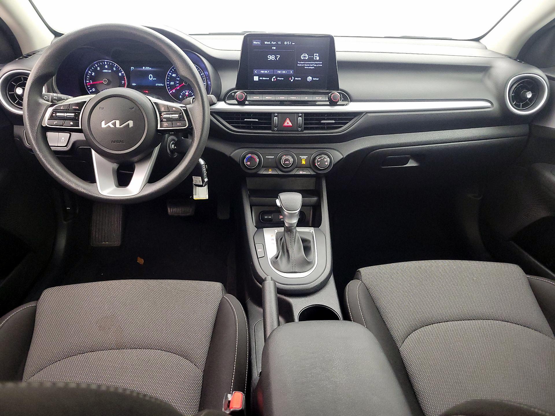 Thumbnail: 2023 Kia Forte - 9