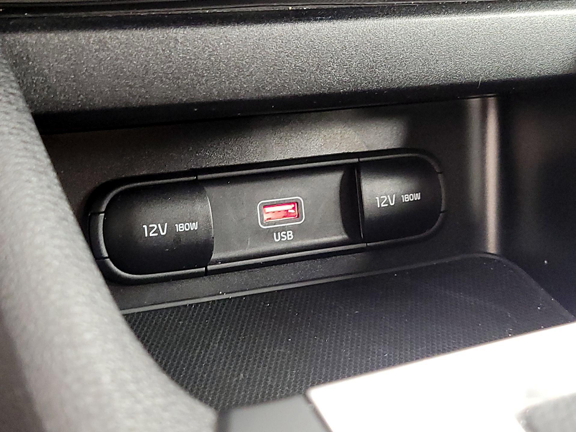 Thumbnail: 2023 Kia Forte - 18