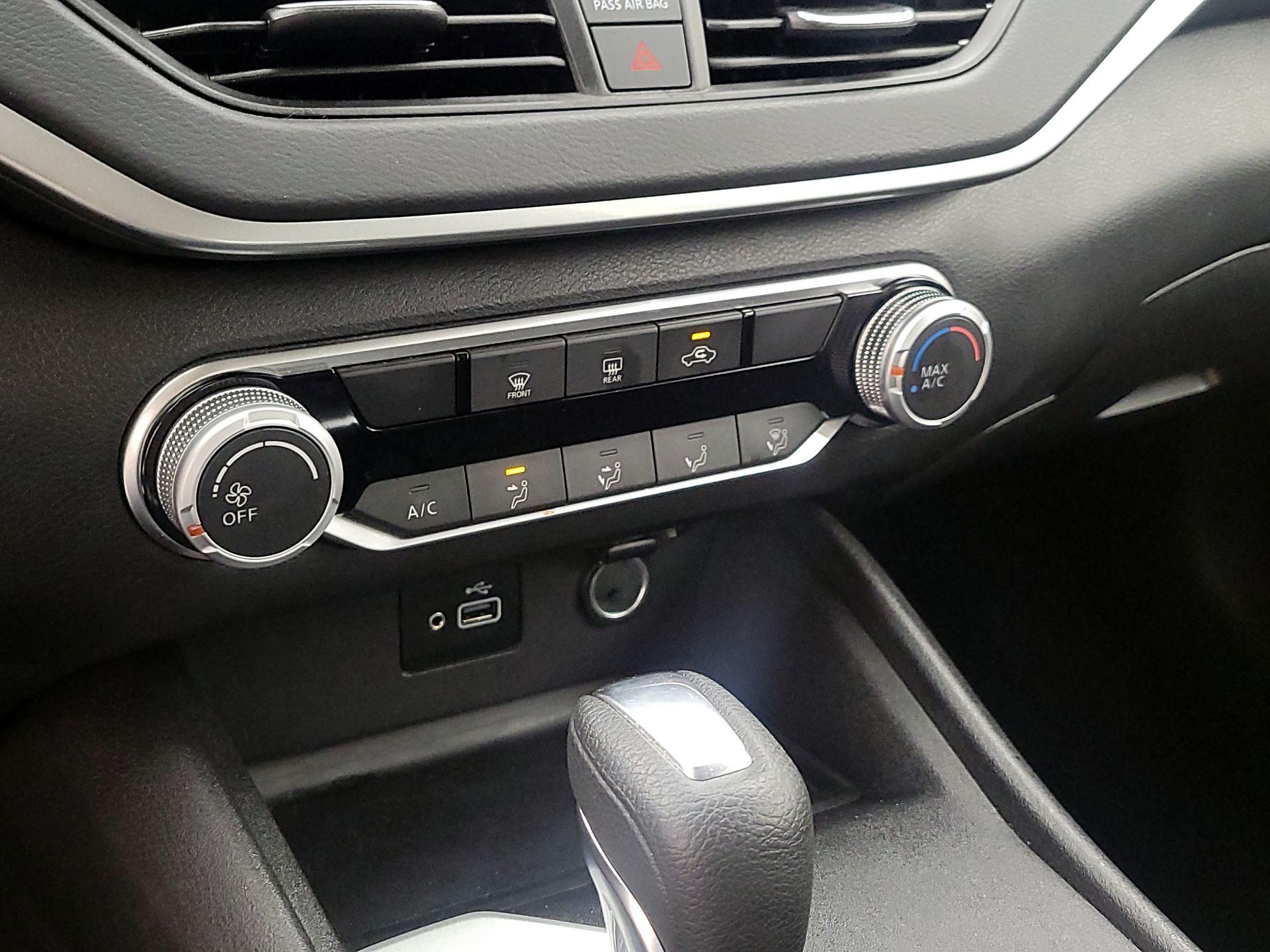 Thumbnail: 2024 Nissan Altima - 16