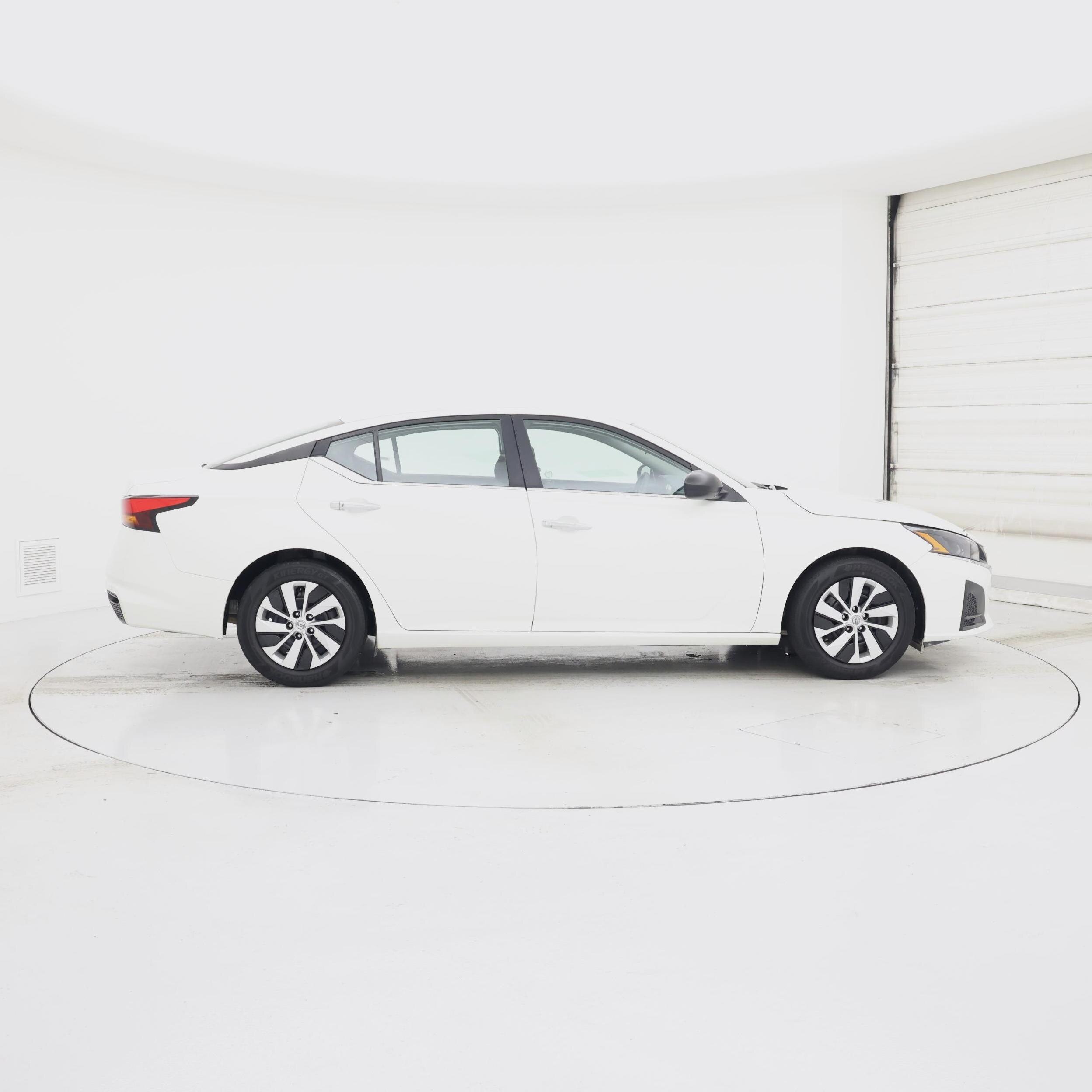 Thumbnail: 2024 Nissan Altima - 7