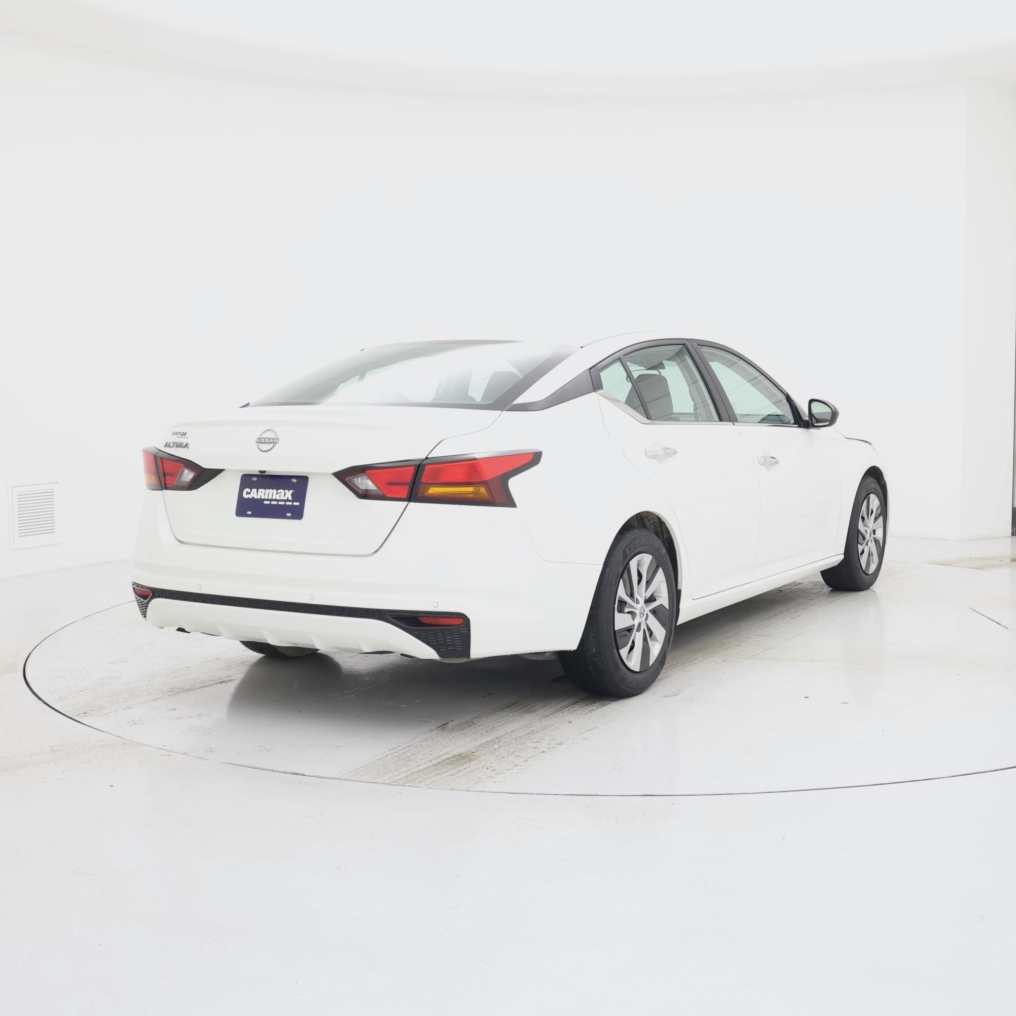 Thumbnail: 2024 Nissan Altima - 8