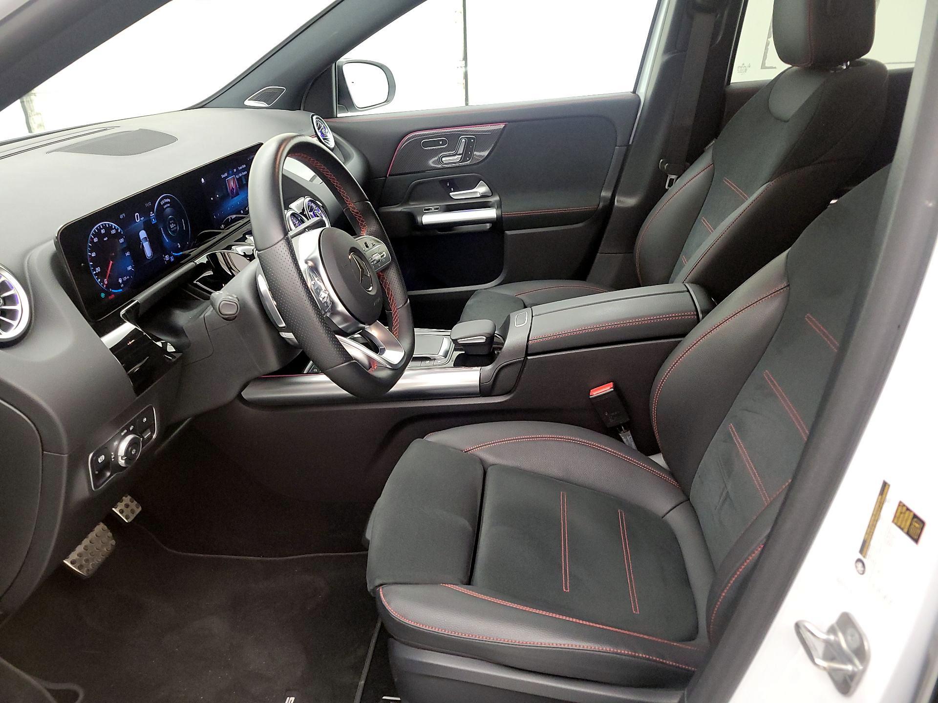 Thumbnail: 2023 Mercedes-Benz GLA - 11