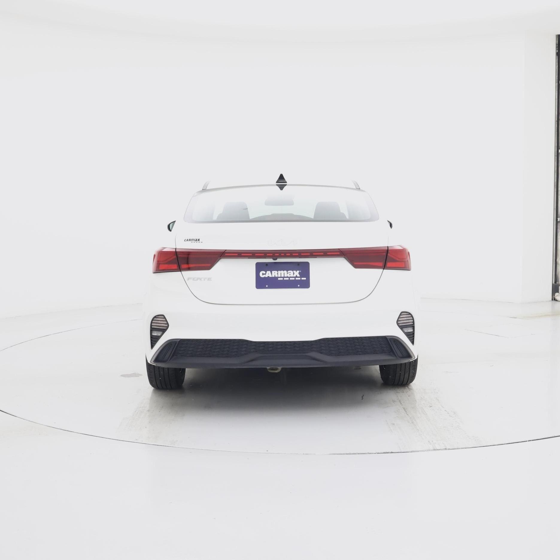 Thumbnail: 2023 Kia Forte - 6