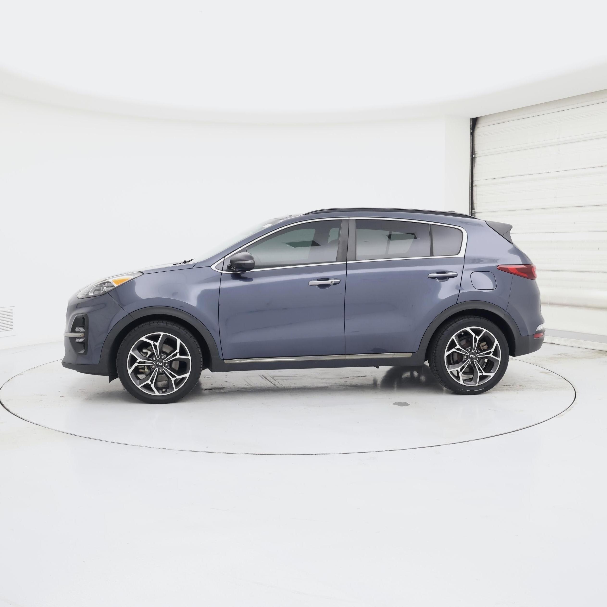 Thumbnail: 2023 Kia Sportage - 3