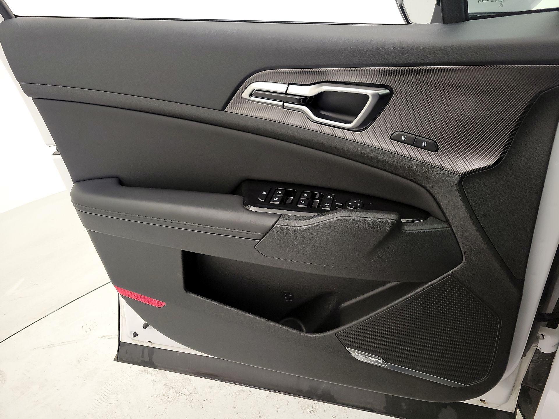 Thumbnail: 2024 Kia Sportage - 12