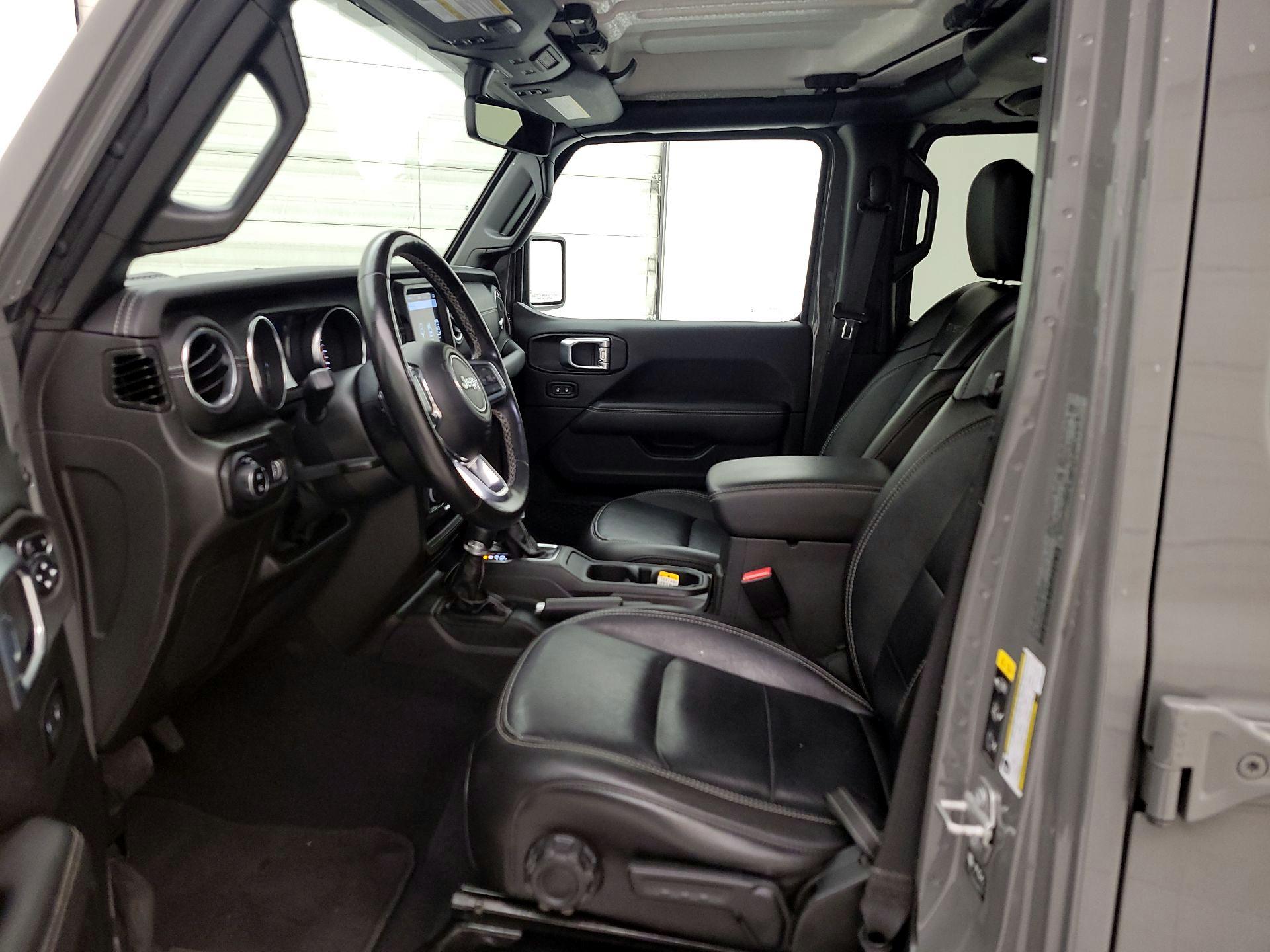 Thumbnail: 2023 Jeep Gladiator - 11