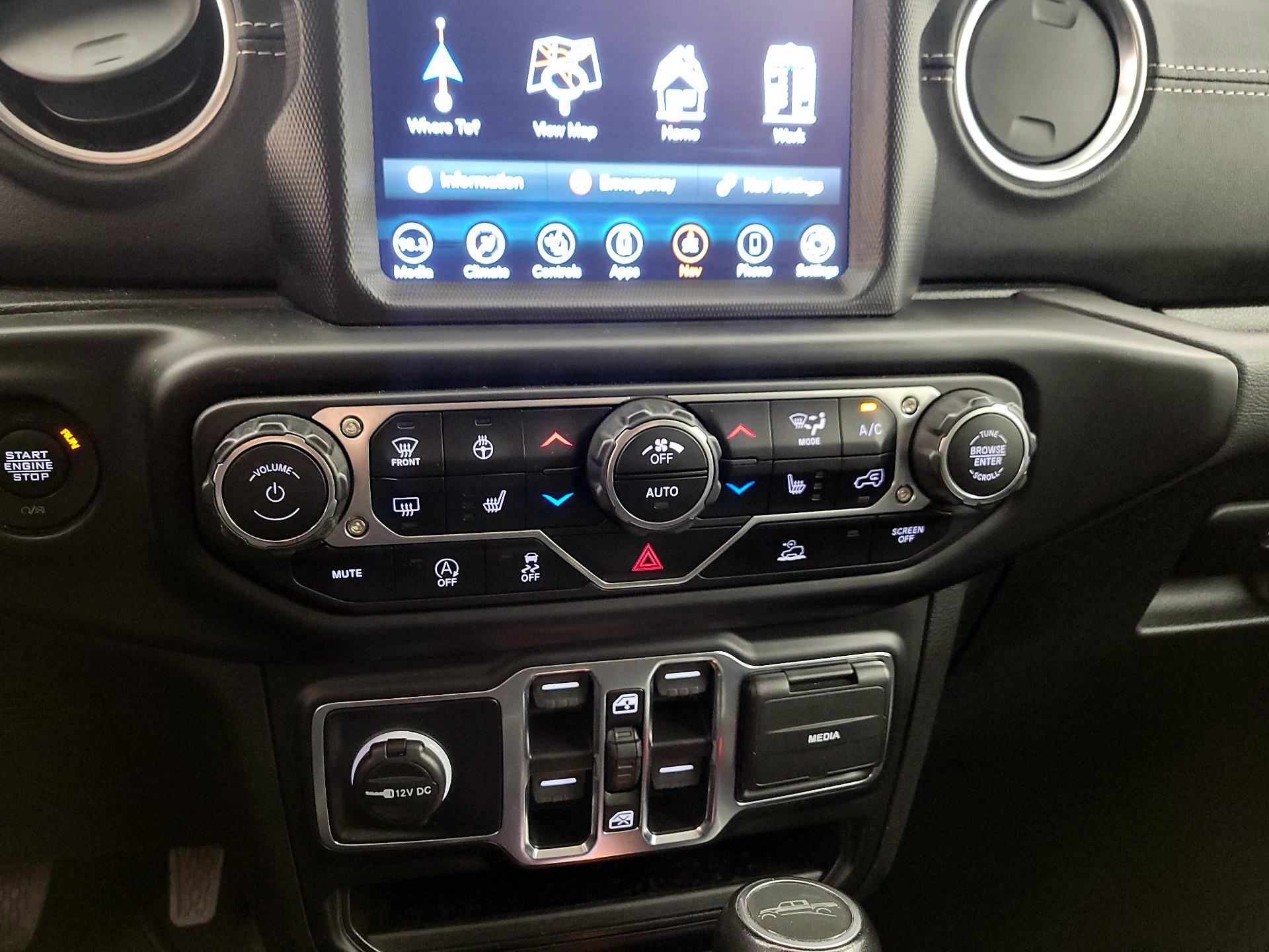 Thumbnail: 2023 Jeep Gladiator - 16