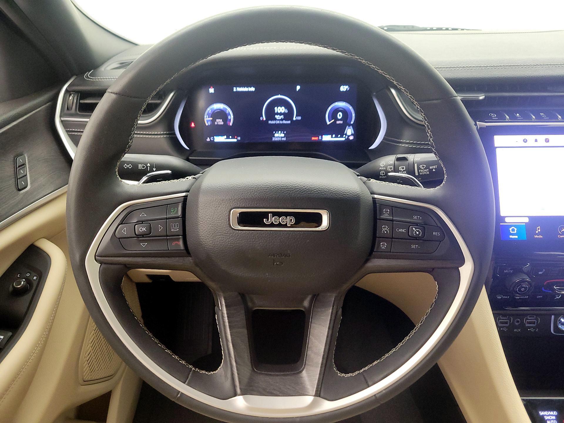 Thumbnail: 2023 Jeep Grand Cherokee L - 10