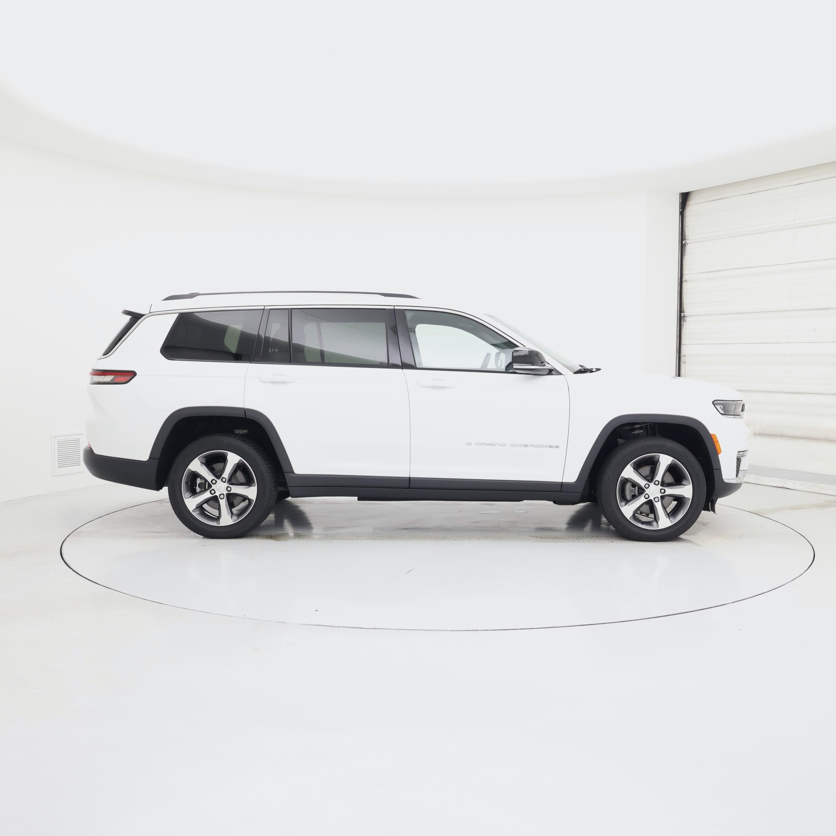 Thumbnail: 2023 Jeep Grand Cherokee L - 7