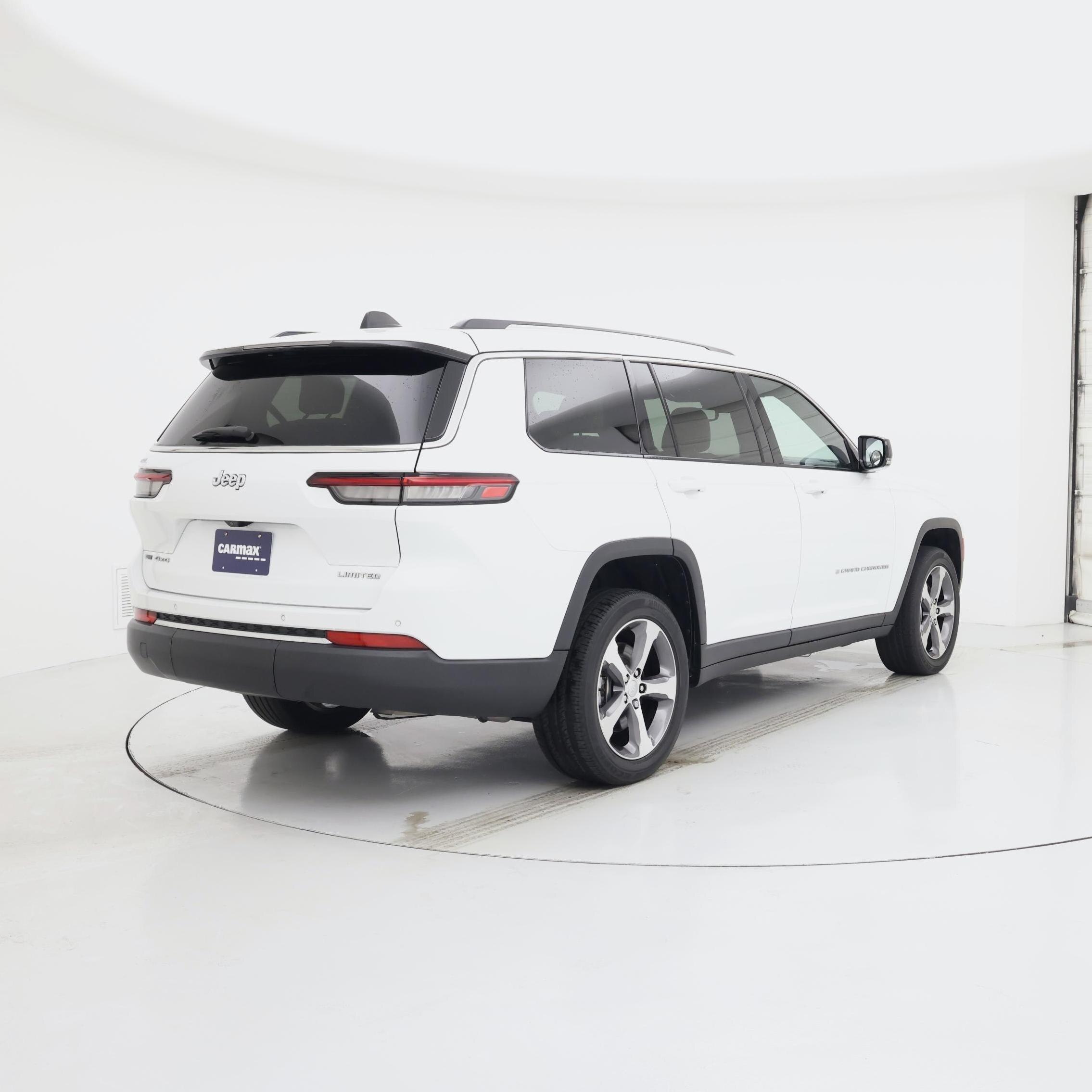 Thumbnail: 2023 Jeep Grand Cherokee L - 8