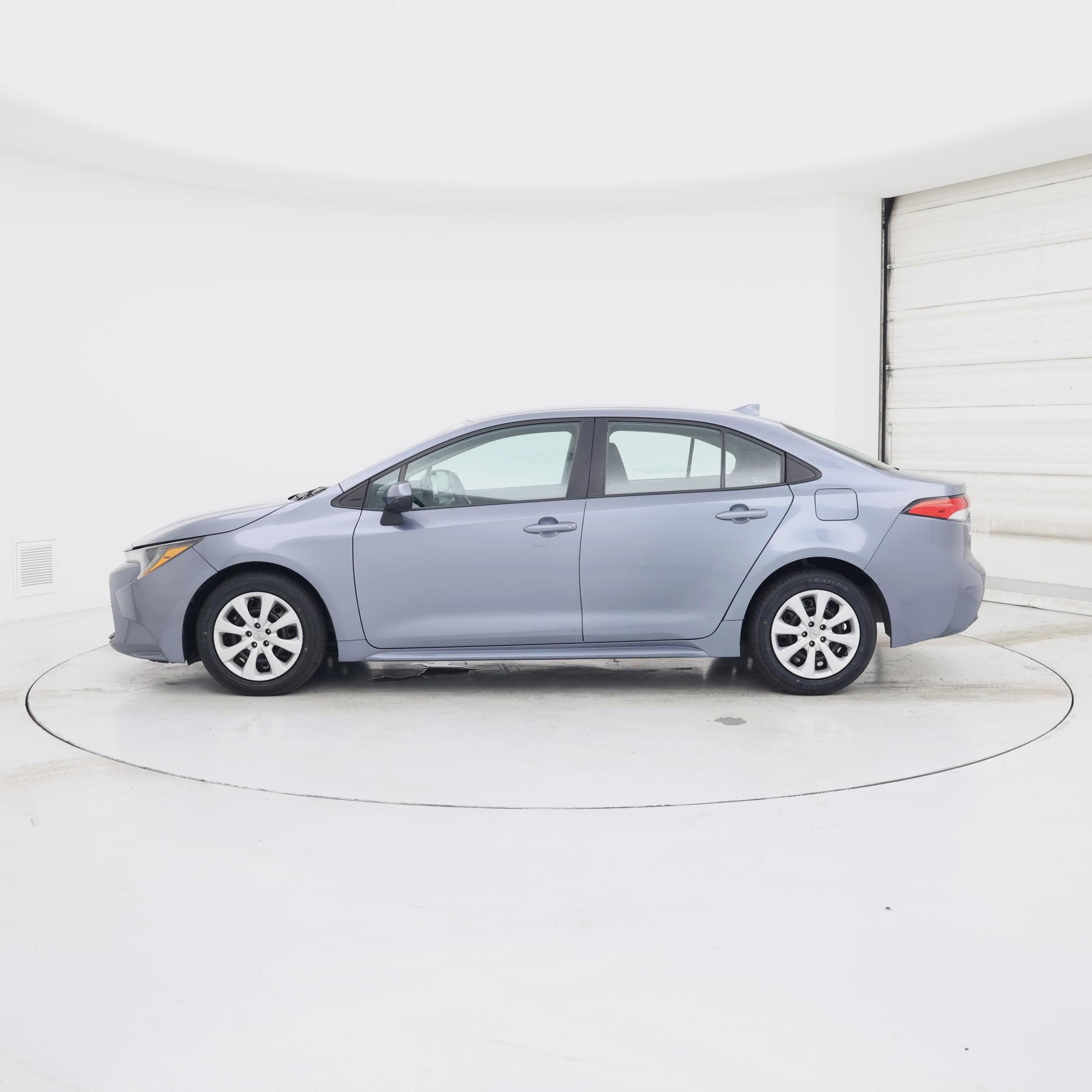 Thumbnail: 2024 Toyota Corolla - 3