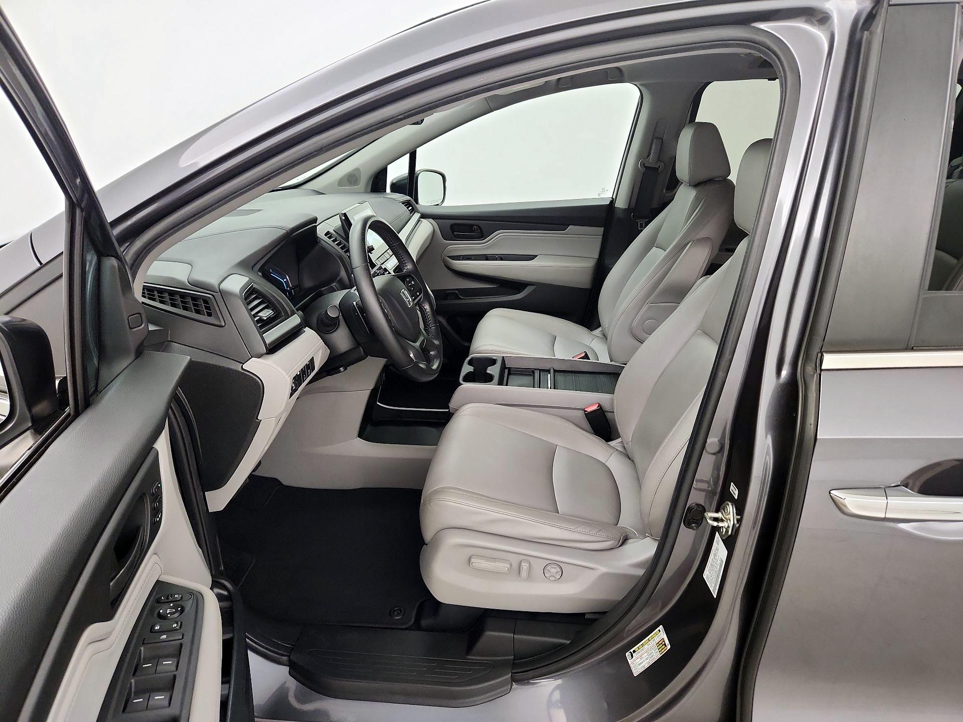 Thumbnail: 2019 Honda Odyssey - 11