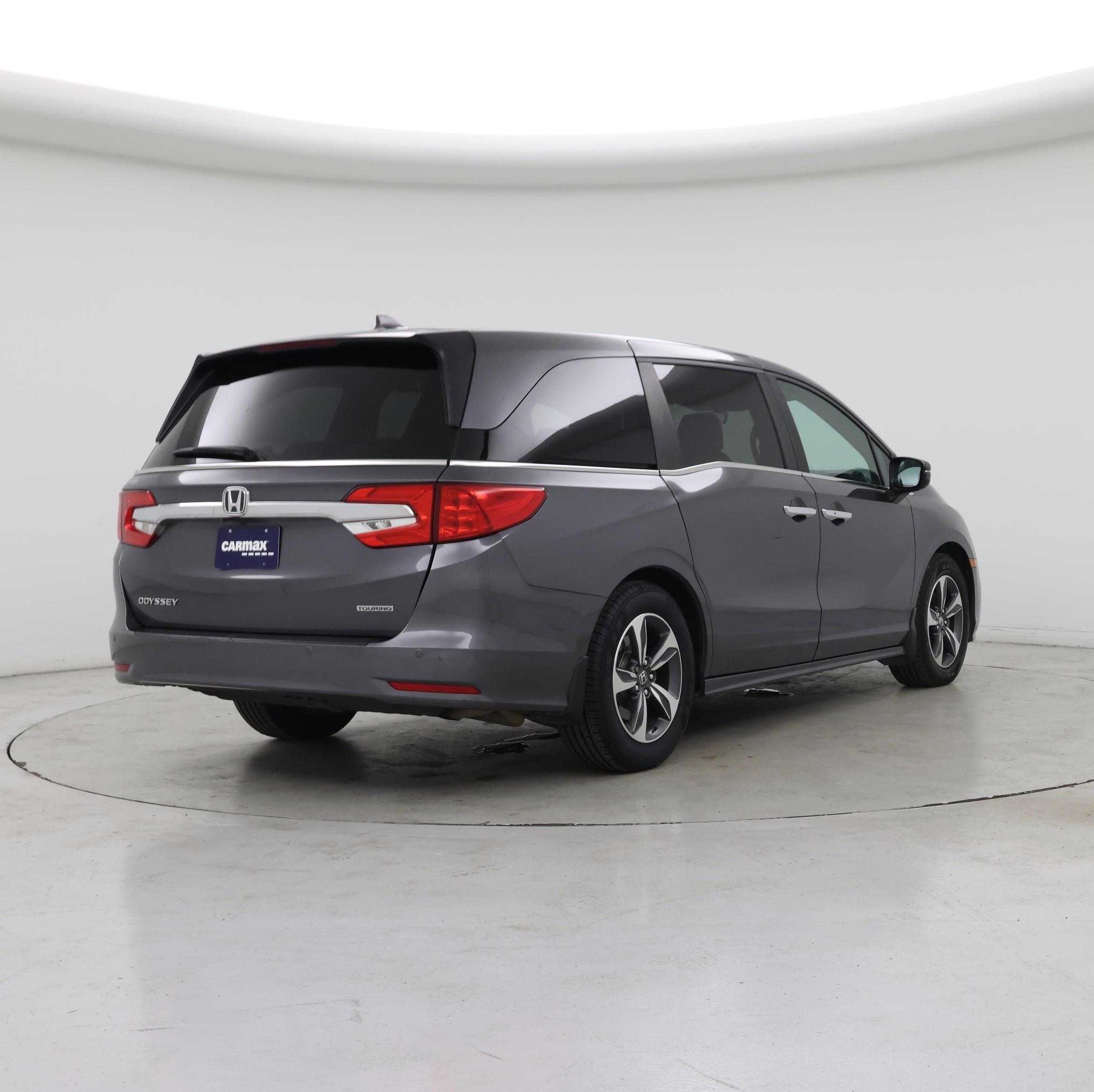 Thumbnail: 2019 Honda Odyssey - 8