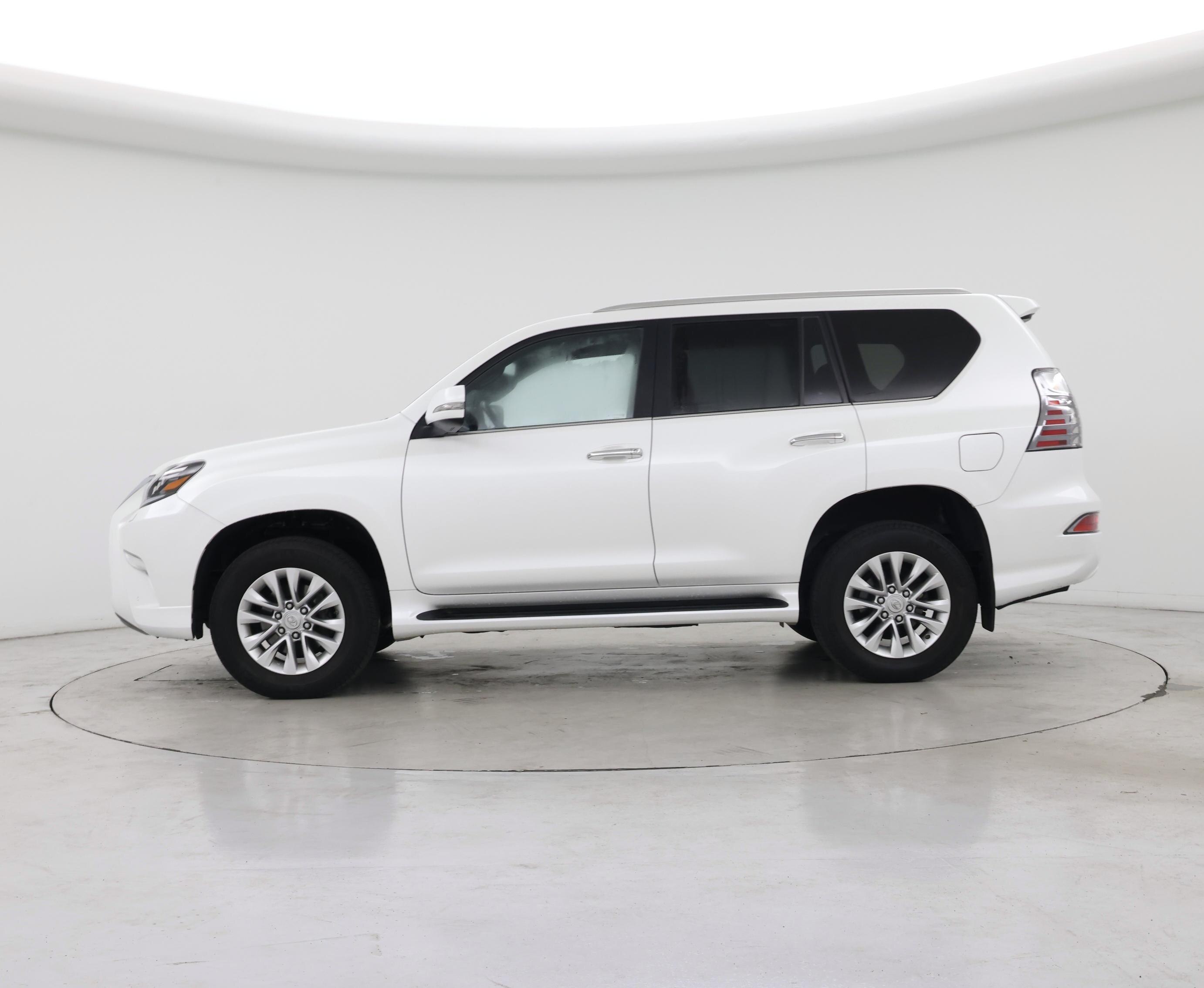 Thumbnail: 2022 Lexus GX - 3